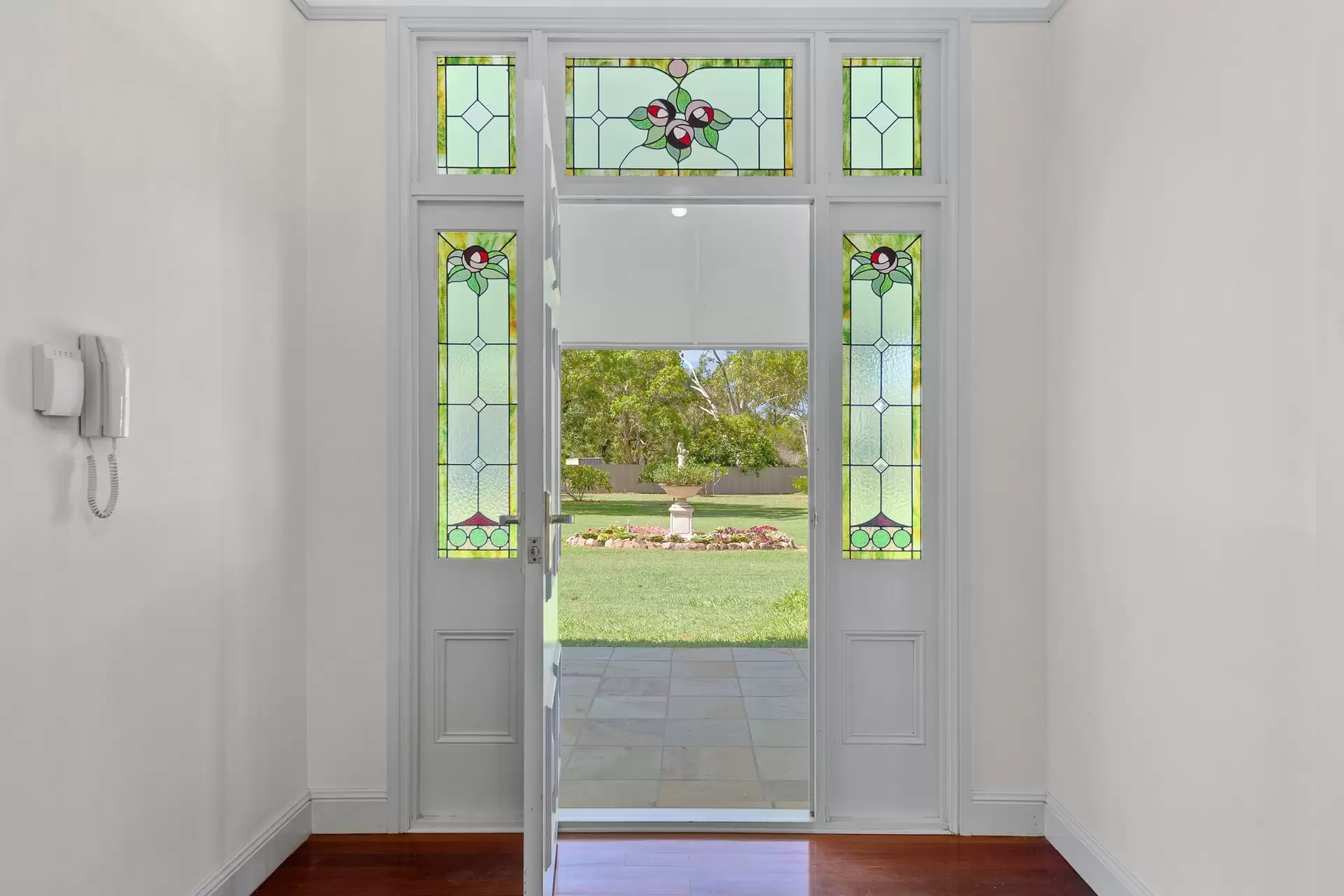 511 Boston Road, Chandler Sold by Queensland Sotheby's International Realty - image 1