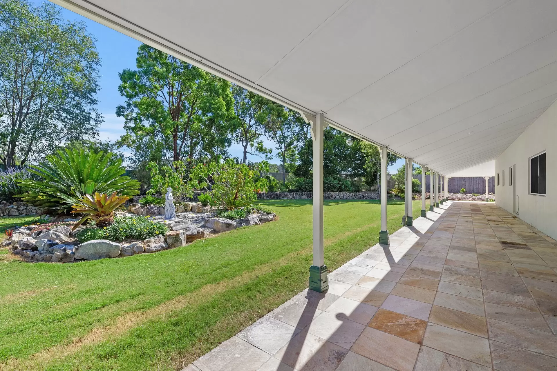 511 Boston Road, Chandler Sold by Queensland Sotheby's International Realty - image 1