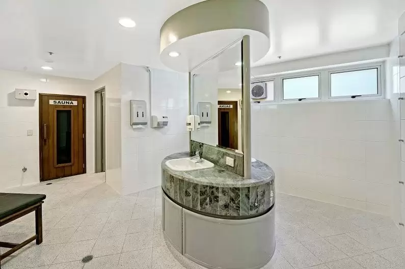 C19-2/75 Brighton Parade, Southport Sold by Queensland Sotheby's International Realty - image 1