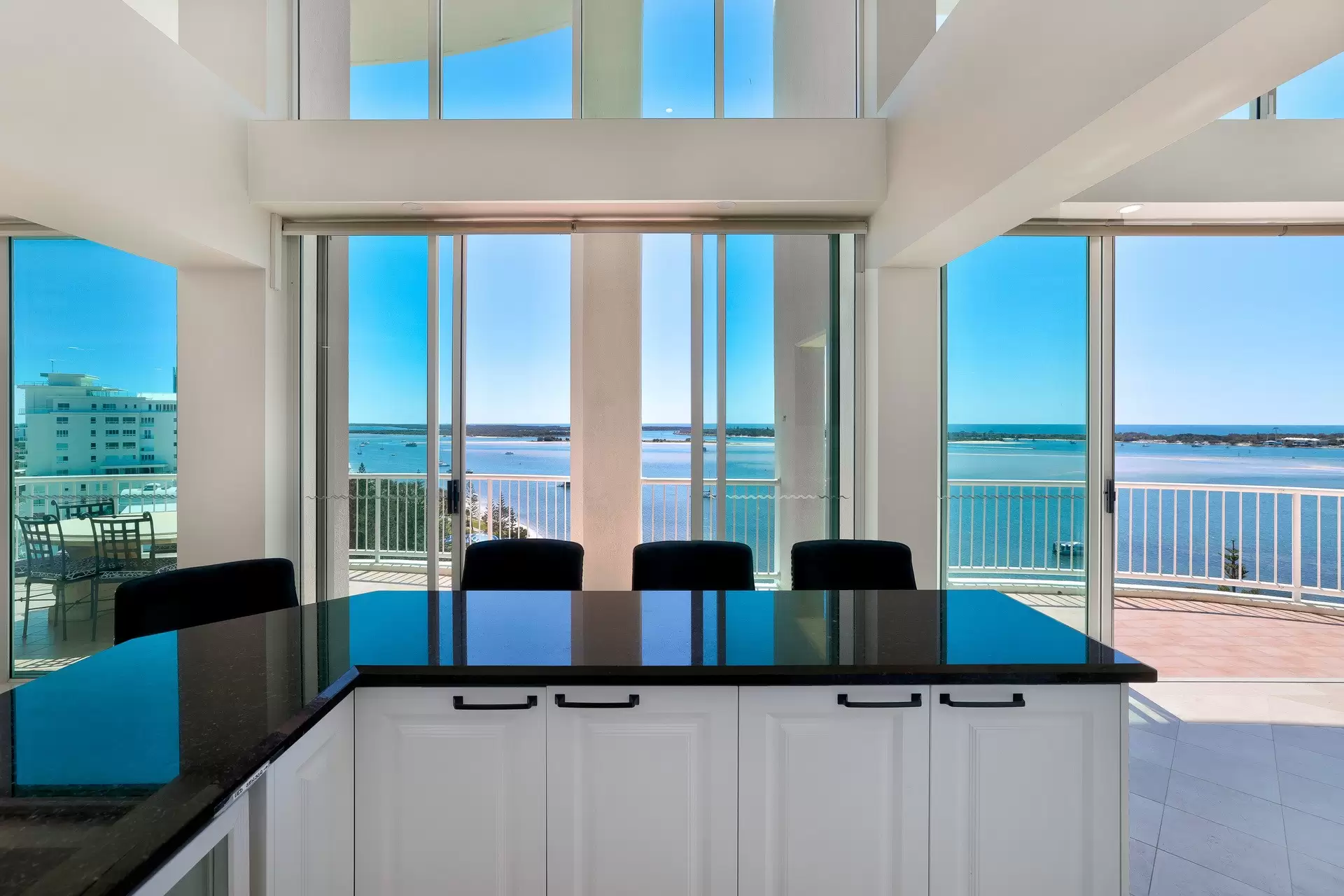 1401/182 Marine Parade, Labrador Sold by Queensland Sotheby's International Realty - image 1