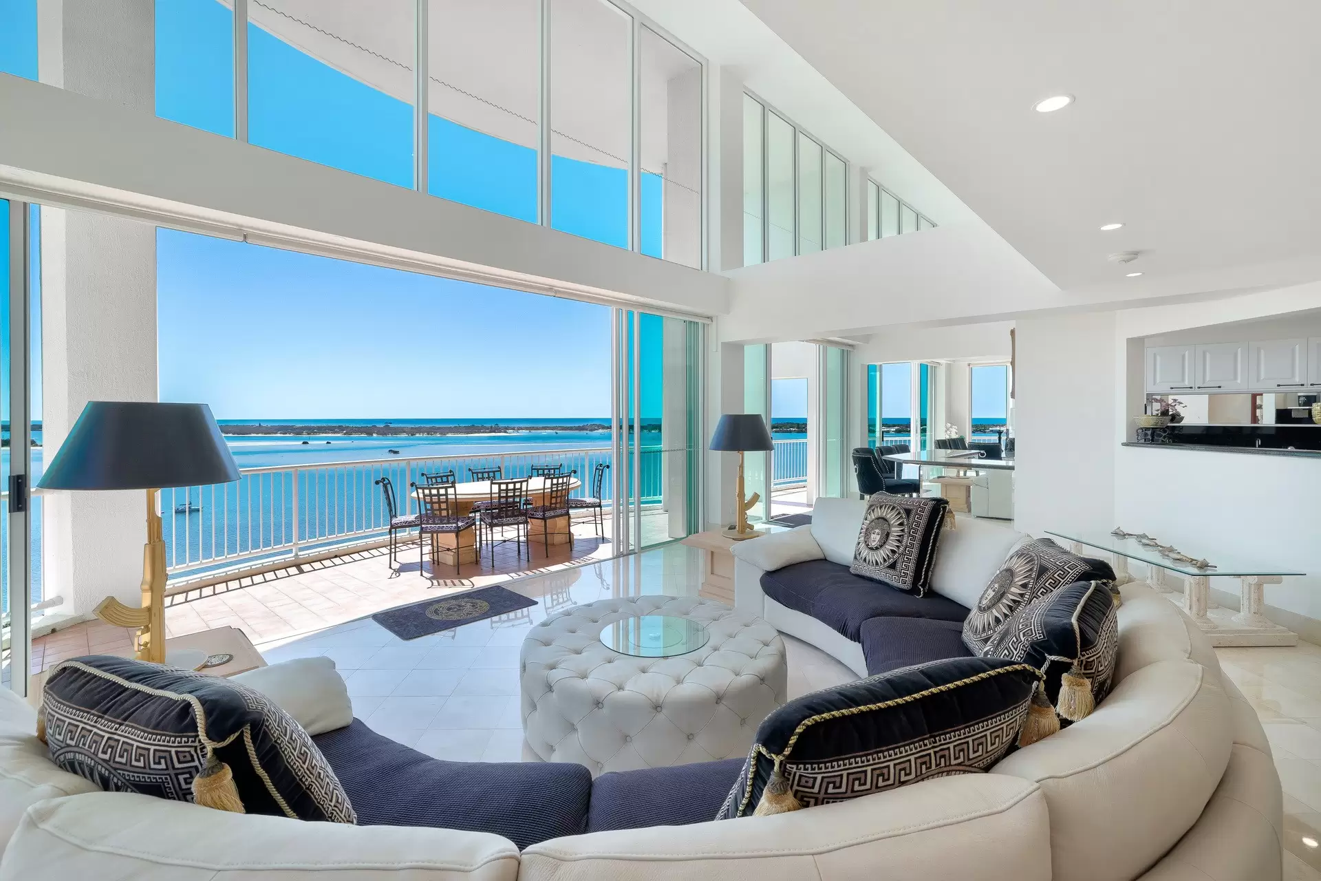 1401/182 Marine Parade, Labrador Sold by Queensland Sotheby's International Realty - image 1
