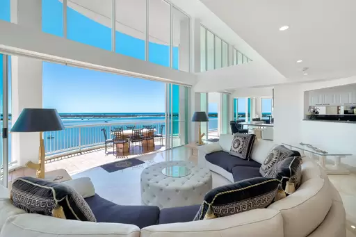 1401/182 Marine Parade, Labrador Sold by 