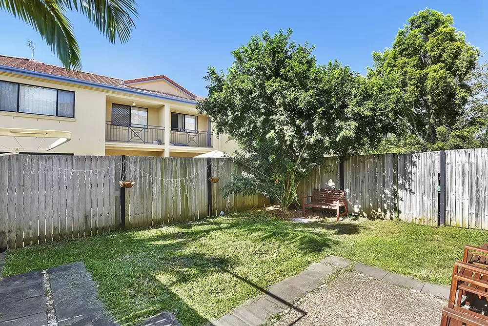 31/2 Concord Circuit, Robina Sold by  - image 1