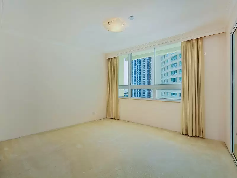 A7-1/75 Brighton Parade, Southport Sold by Queensland Sotheby's International Realty - image 1