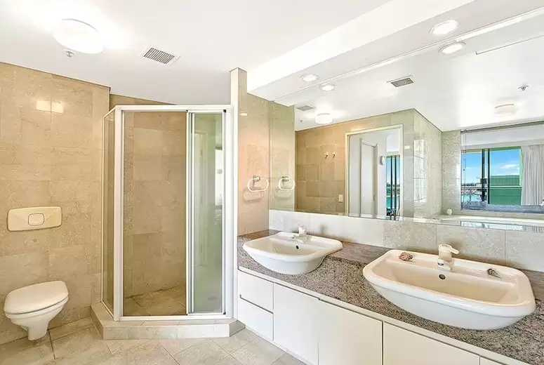 A6-3/75 Brighton Parade, Southport Sold by Queensland Sotheby's International Realty - image 1