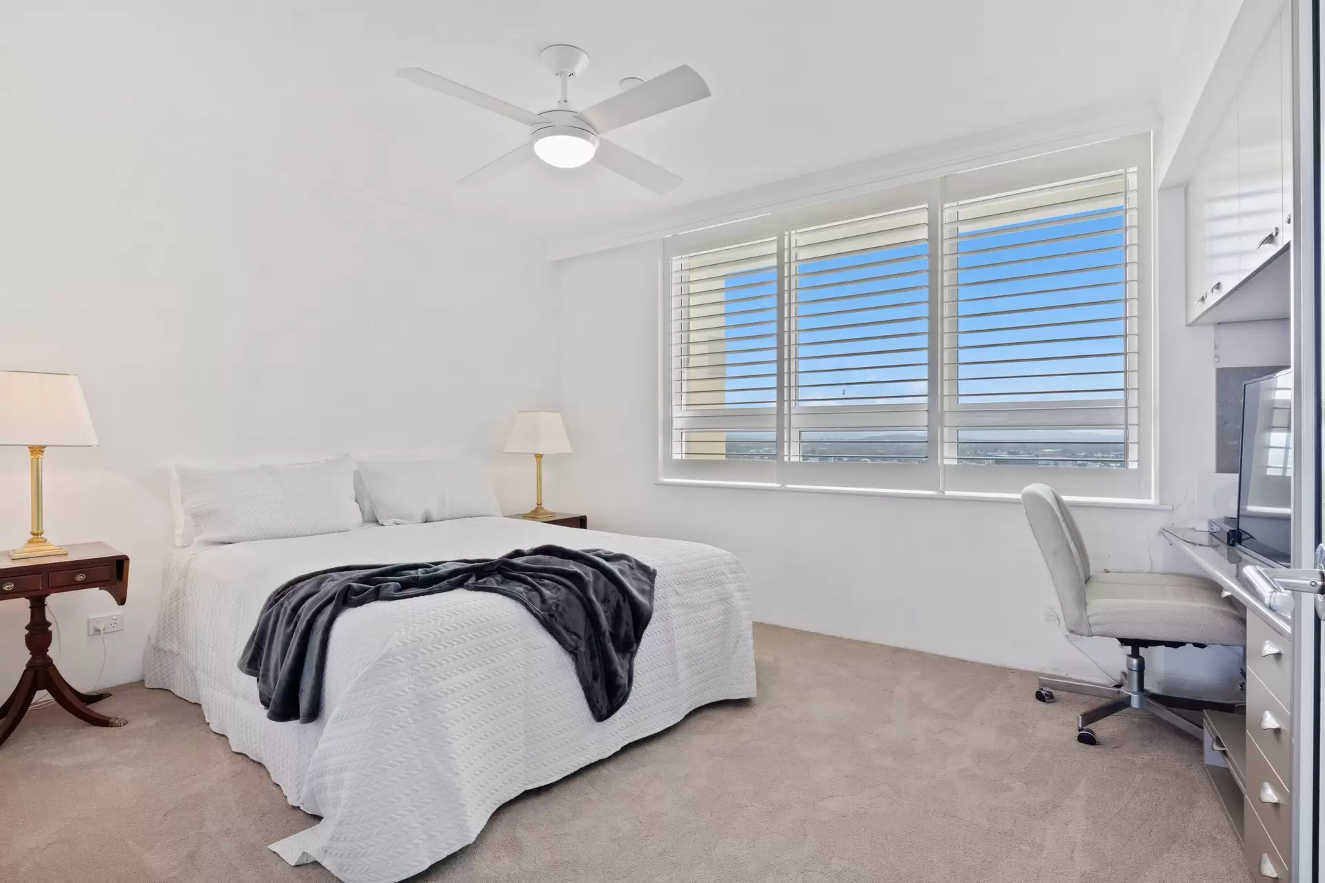 B24-1/75 Brighton Parade, Southport Sold by Queensland Sotheby's International Realty - image 1