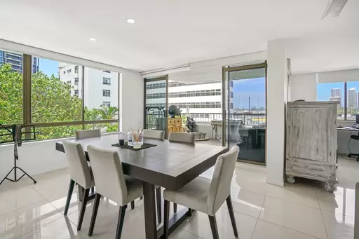13/77 Brighton Parade, Southport Sold by Queensland Sotheby's International Realty