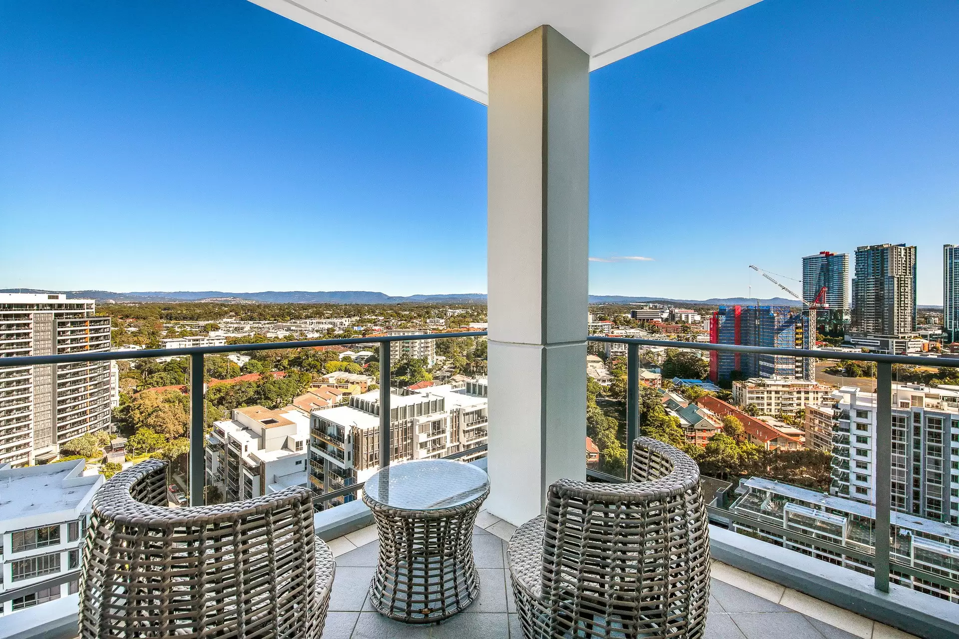 2101/4 Como Crescent, Southport Sold by Queensland Sotheby's International Realty - image 1