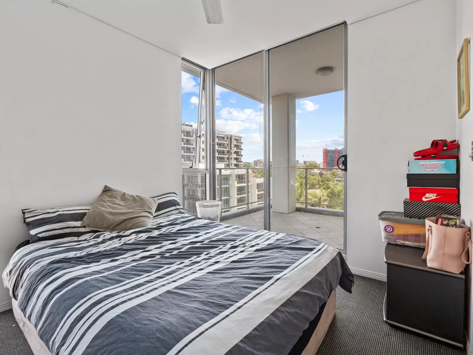 901/4 Como Crescent, Southport Sold by  - image 1