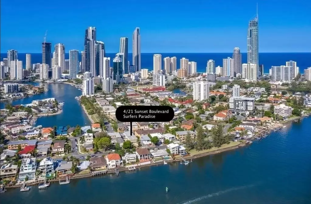 4/21 Sunset Boulevard, Surfers Paradise Sold by  - image 1
