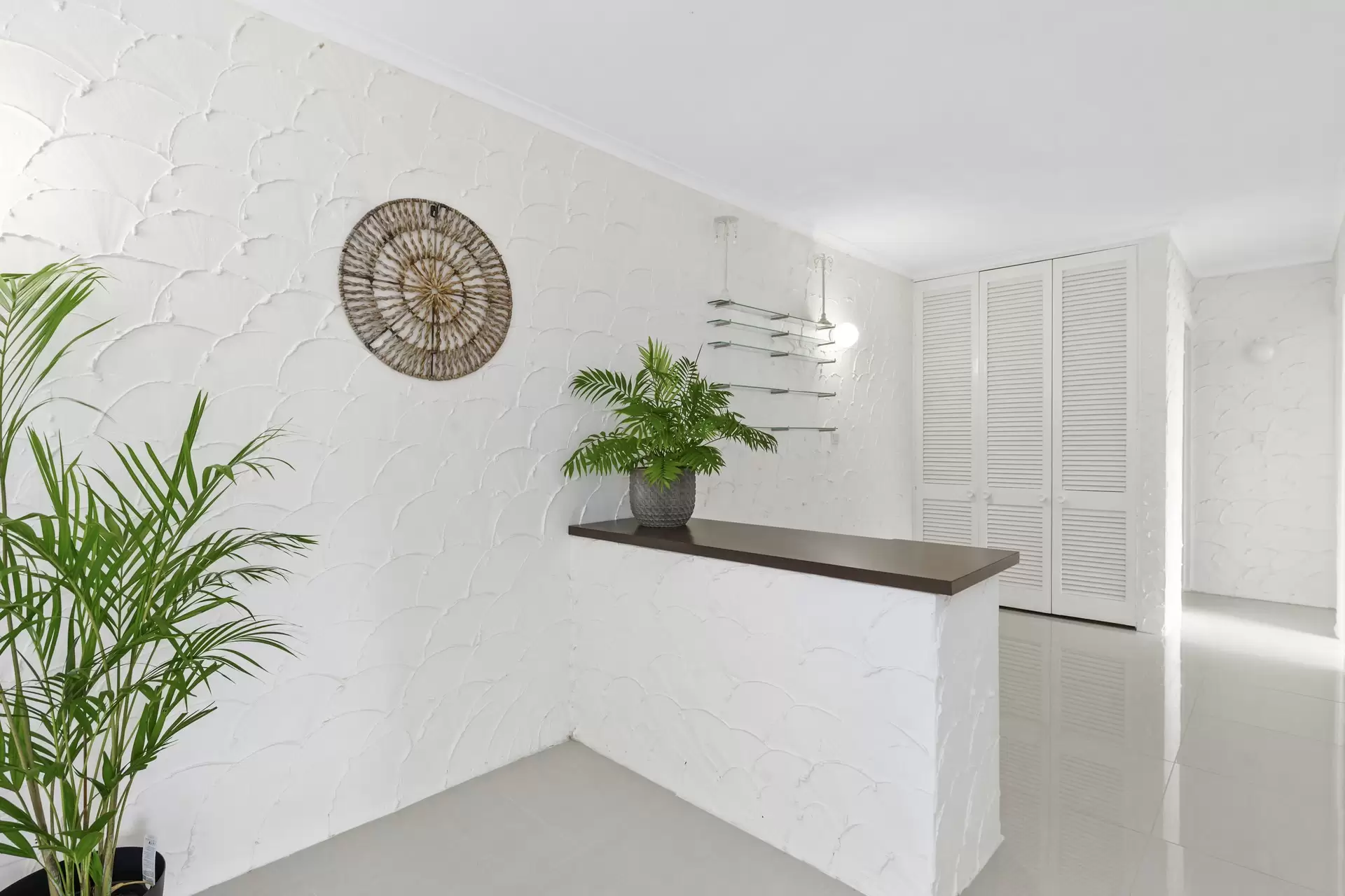 4/21 Sunset Boulevard, Surfers Paradise Sold by  - image 1