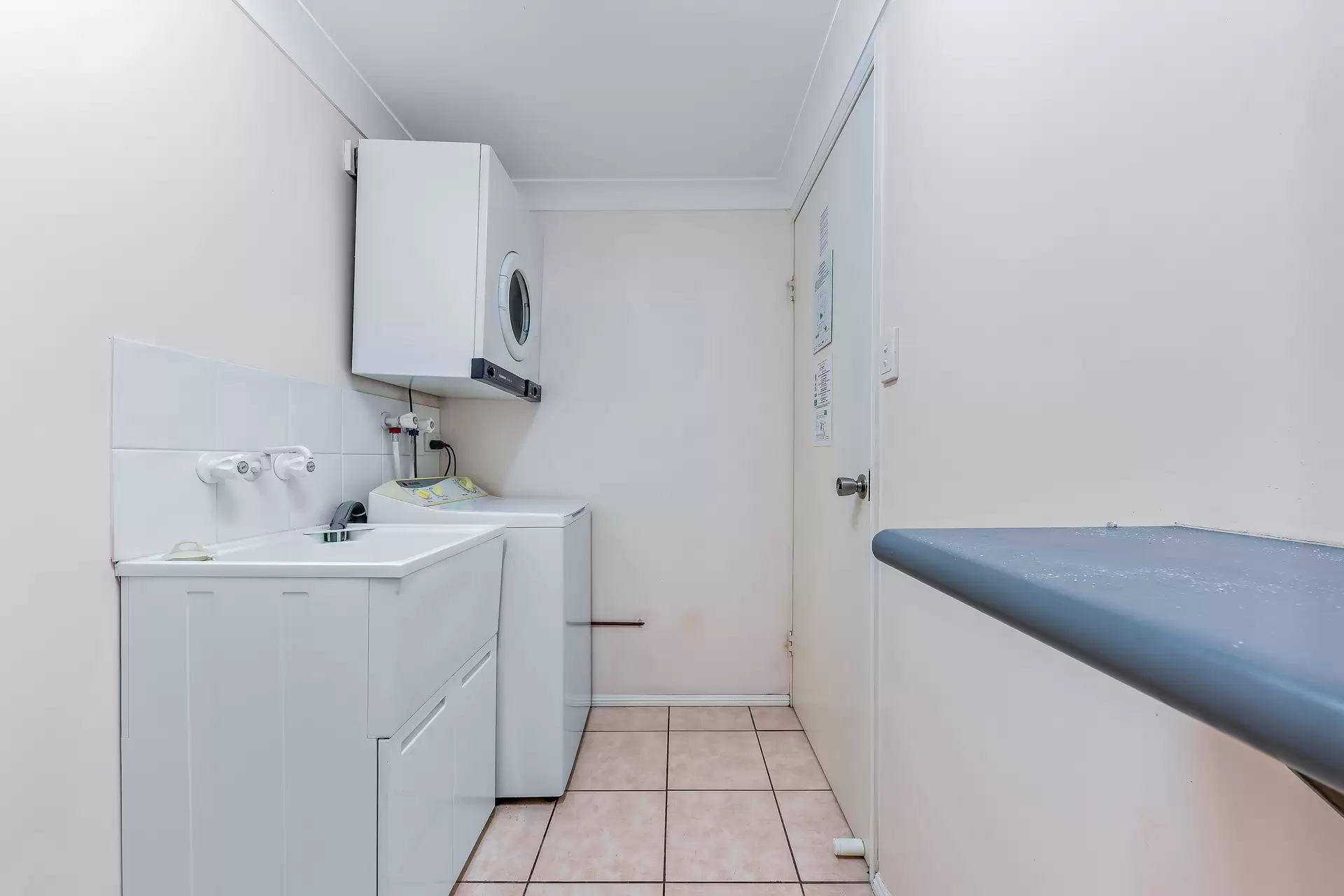 28/24 Pandanus Drive, Cannonvale Sold by Queensland Sotheby's International Realty - image 1