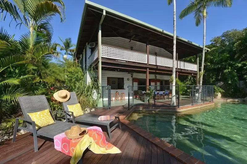 23 Solander Boulevard, Port Douglas Sold by  - image 1