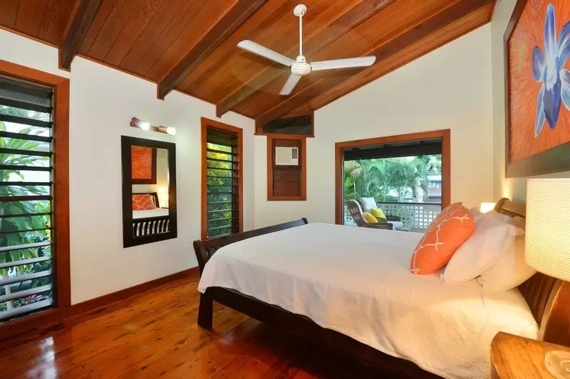 23 Solander Boulevard, Port Douglas Sold by Queensland Sotheby's International Realty - image 1