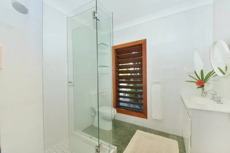 23 Solander Boulevard, Port Douglas Sold by Queensland Sotheby's International Realty - image 1