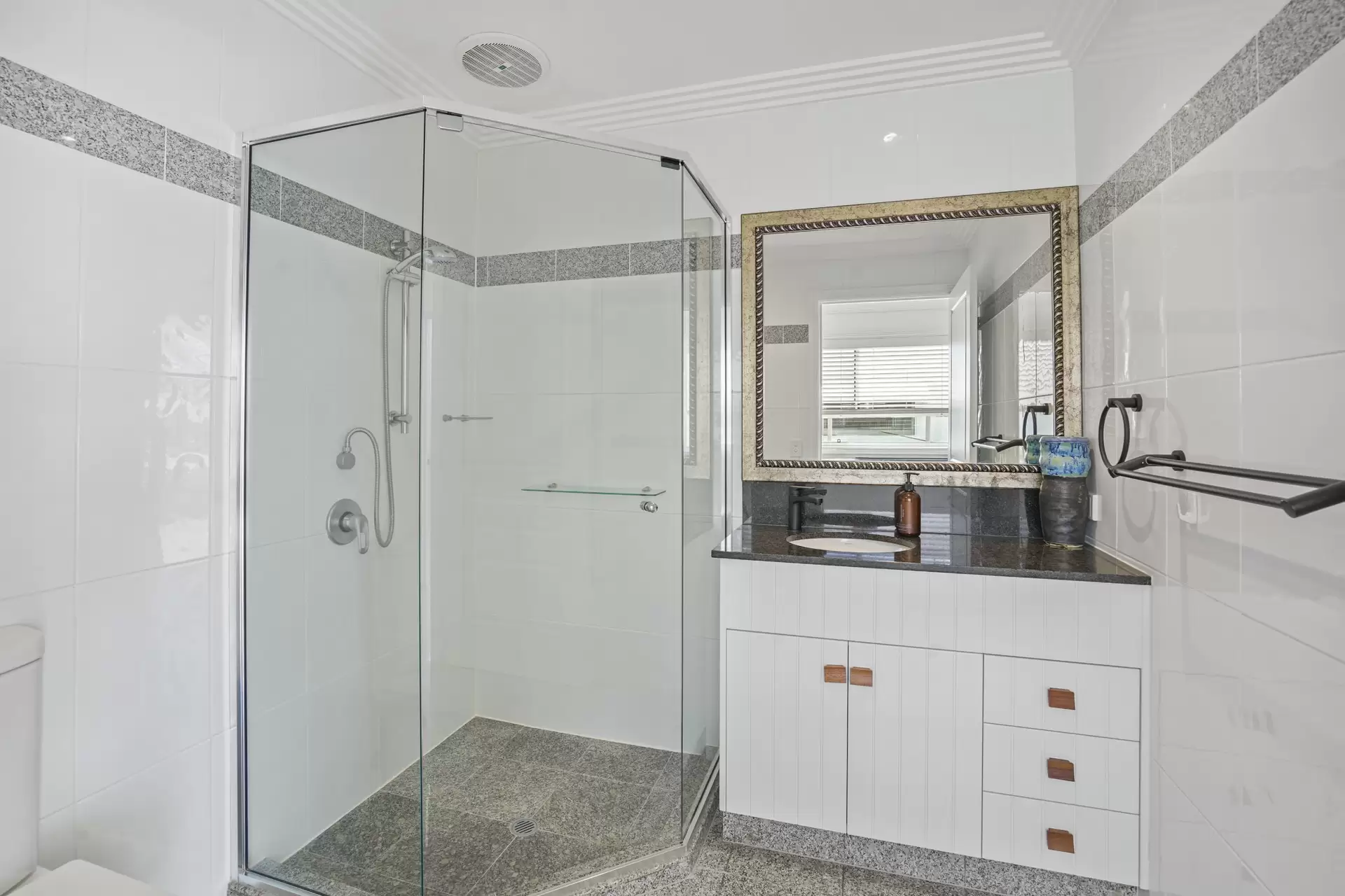 2/42 Tedder Avenue, Main Beach Sold by Queensland Sotheby's International Realty - image 1