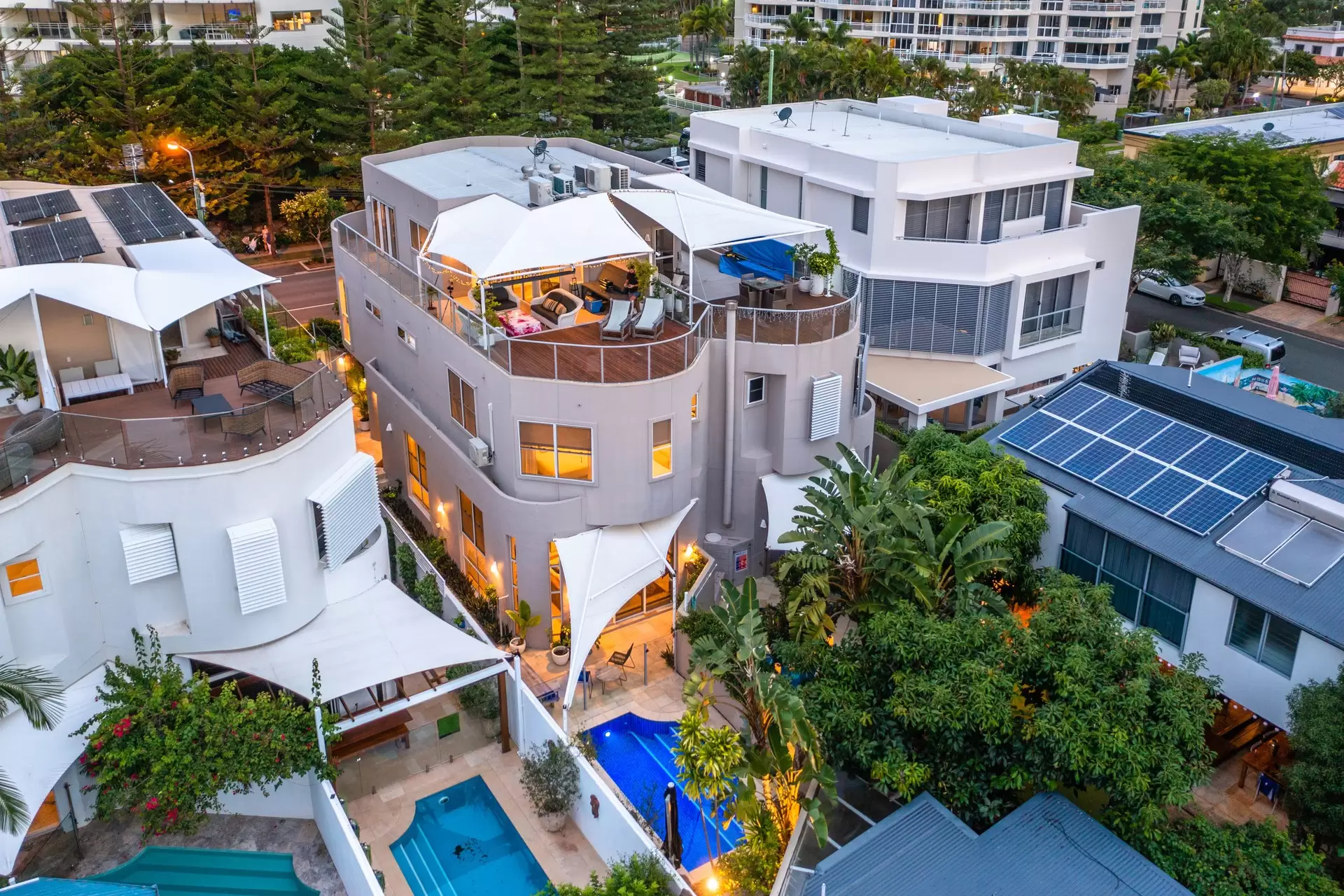 2/42 Tedder Avenue, Main Beach Sold by Queensland Sotheby's International Realty - image 1