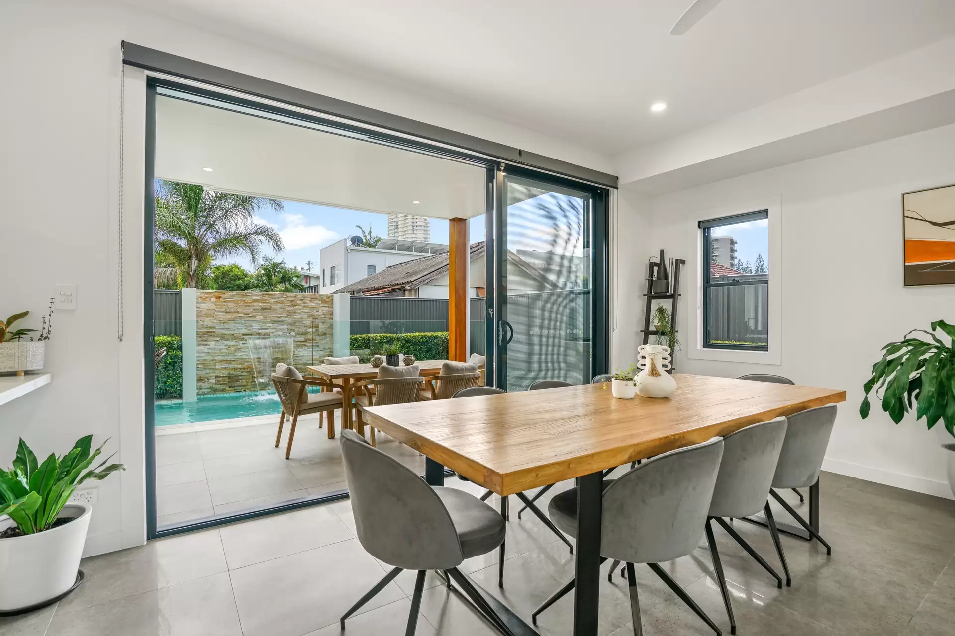 1/3 Anzac Parade, Burleigh Heads Sold by  - image 1