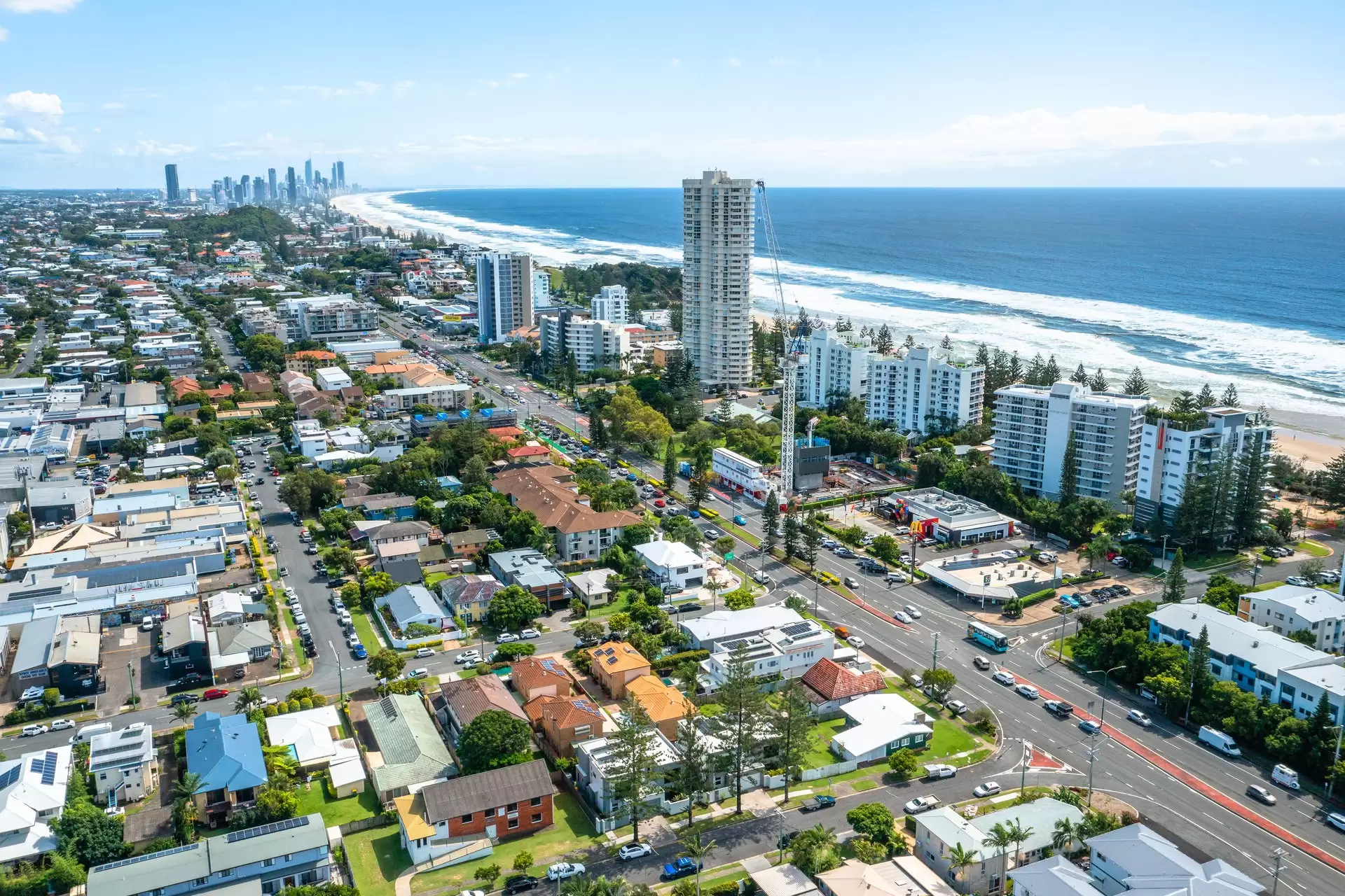 1/3 Anzac Parade, Burleigh Heads Sold by Queensland Sotheby's International Realty - image 1