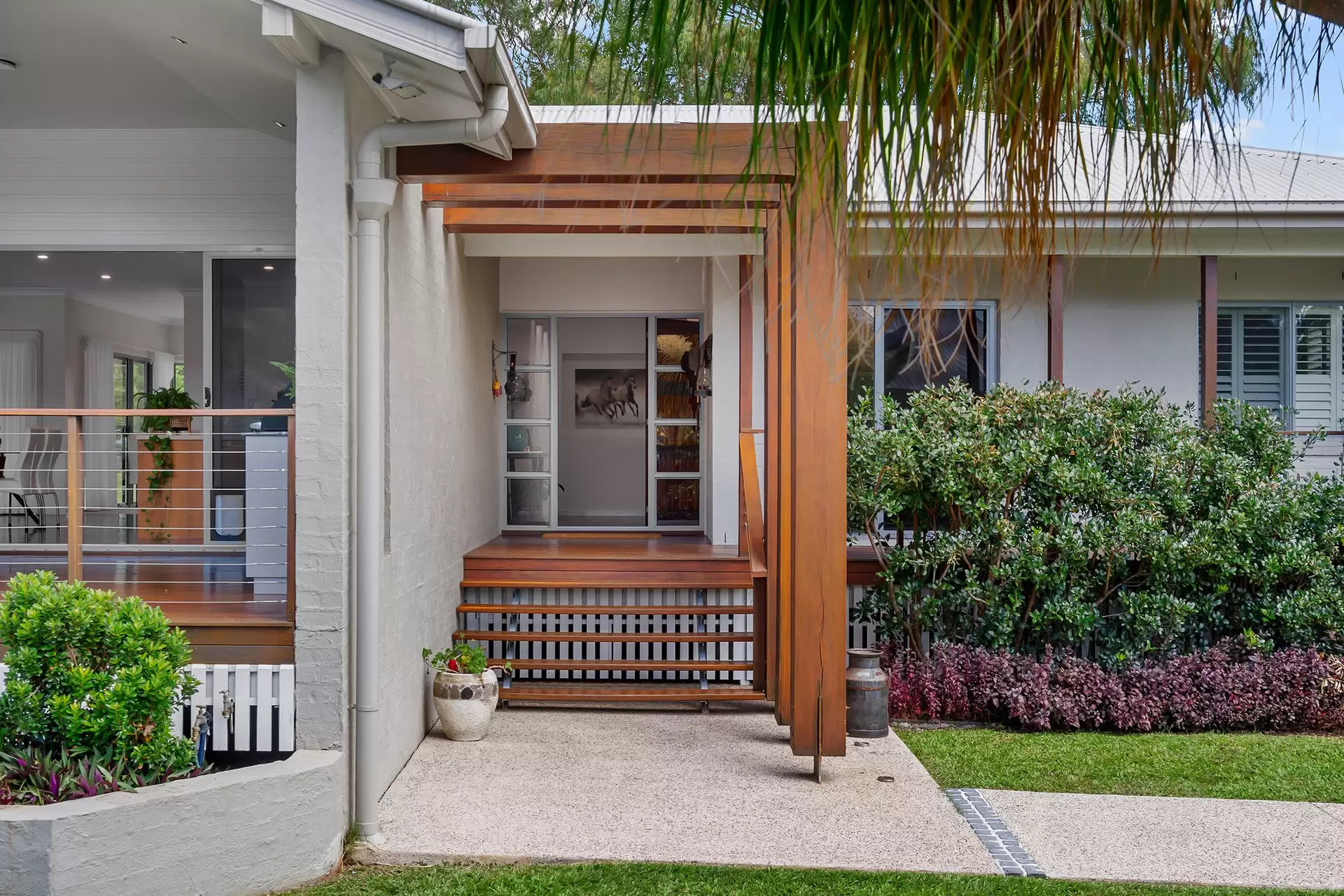393 London Road, Belmont Sold by  - image 1