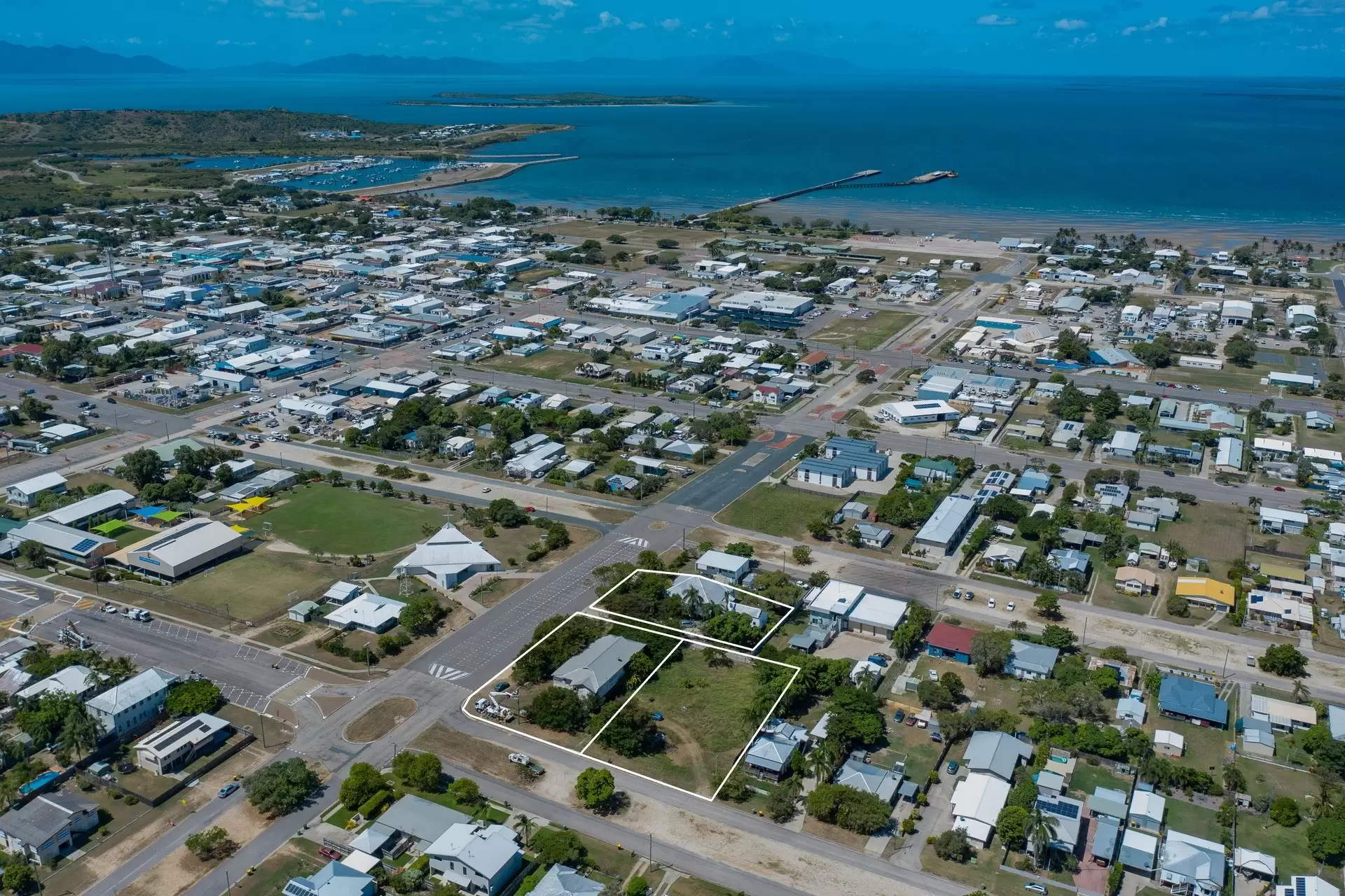 21-23 Sinclair Street, Bowen Sold by Queensland Sotheby's International Realty - image 1