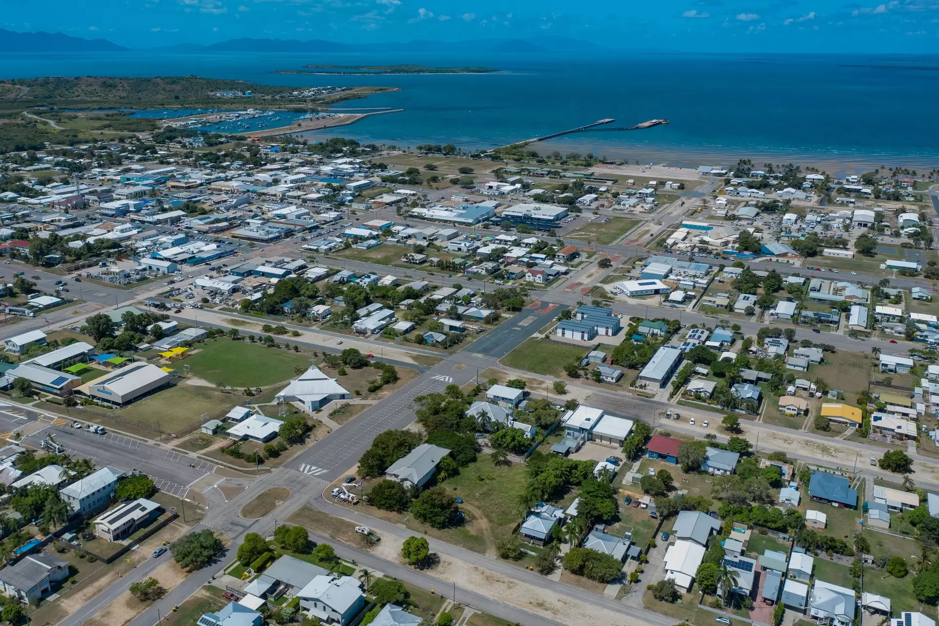 21-23 Sinclair Street, Bowen Sold by Queensland Sotheby's International Realty - image 1