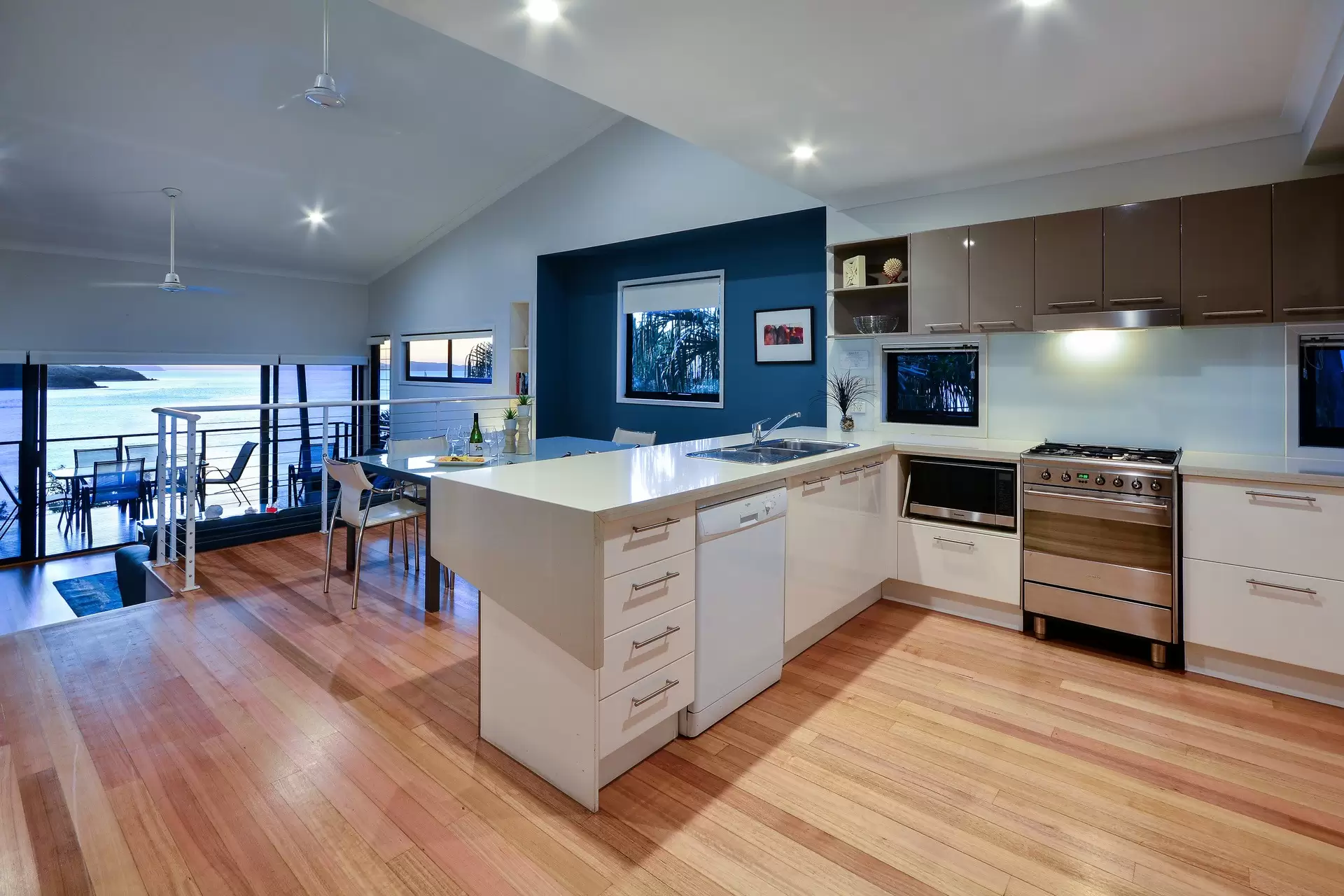 20/5 Acacia Drive, Hamilton Island Sold by Queensland Sotheby's International Realty - image 1