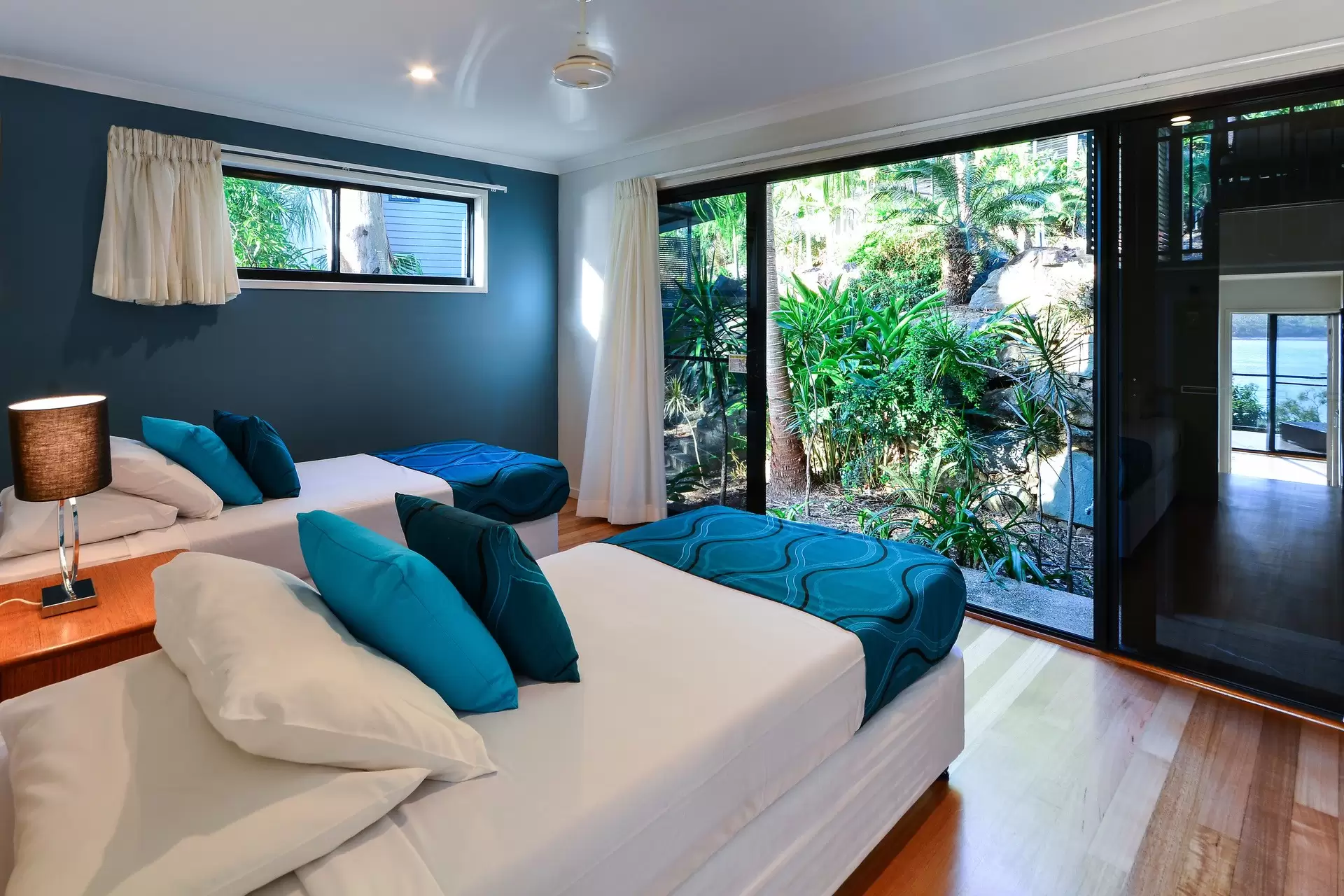 20/5 Acacia Drive, Hamilton Island Sold by Queensland Sotheby's International Realty - image 1