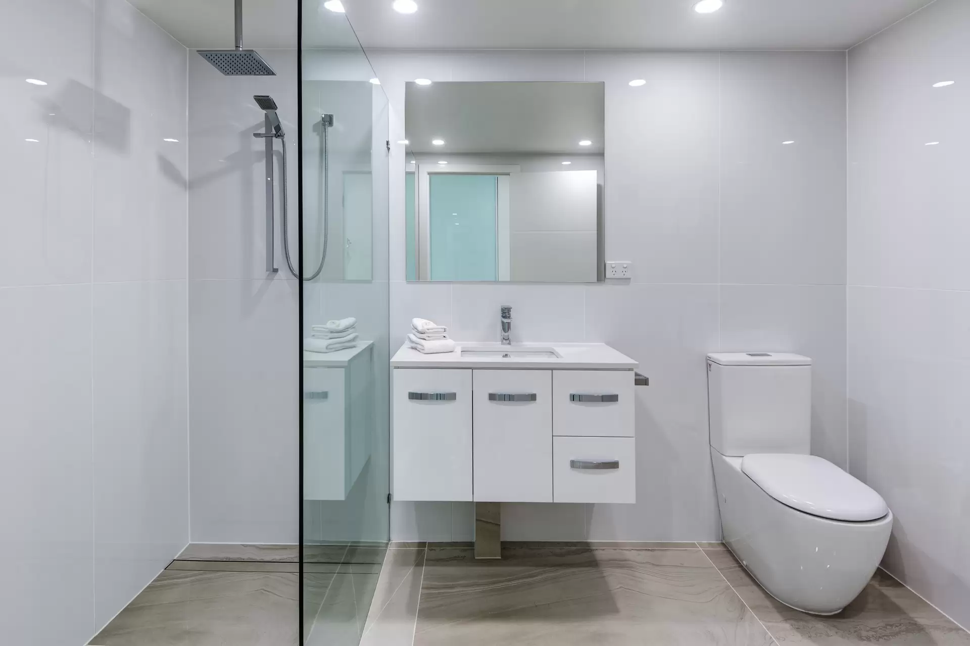 002/16 Resort Drive, Hamilton Island Sold by Queensland Sotheby's International Realty - image 1
