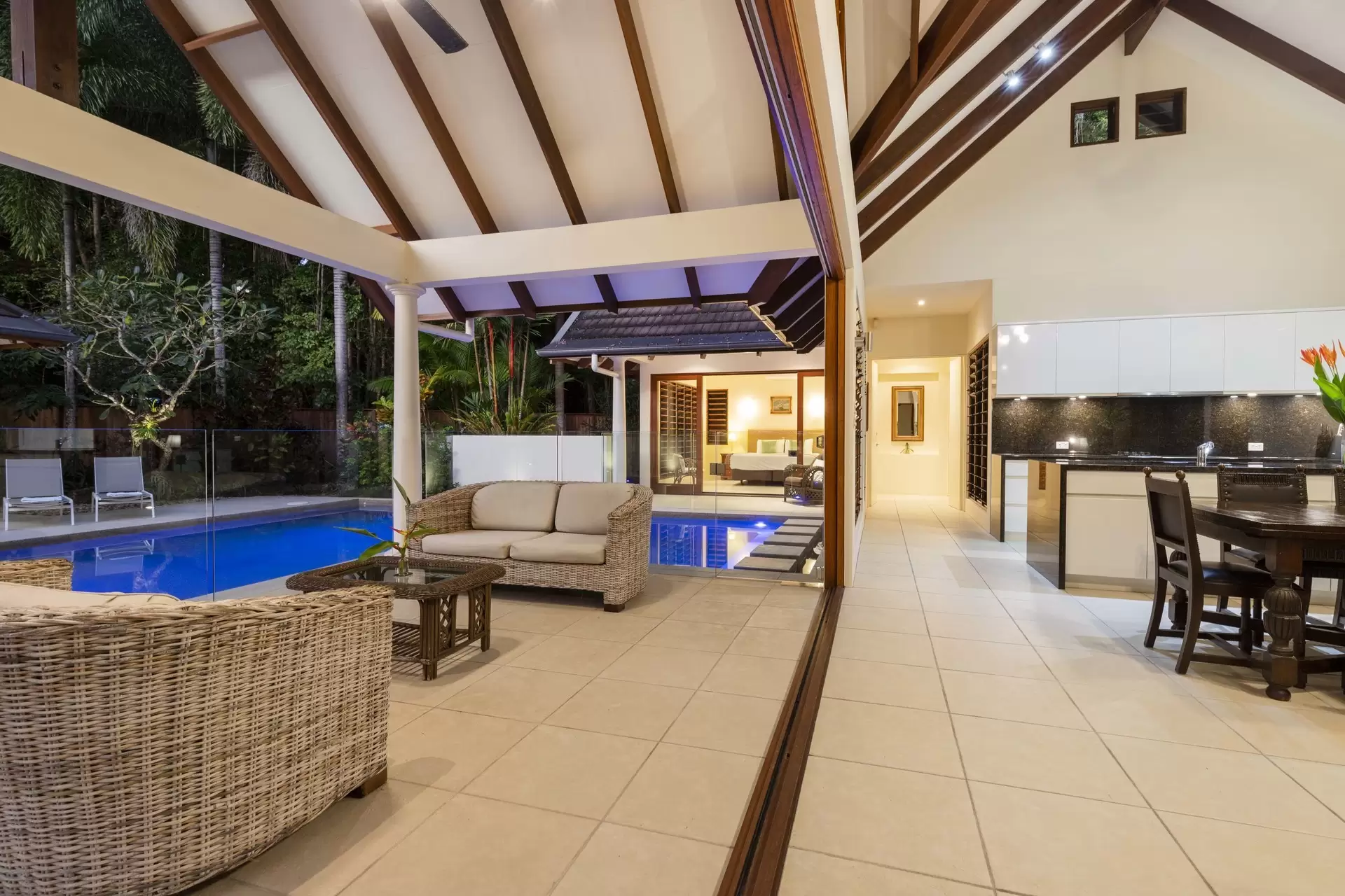 2/14-32 Barrier Street, Port Douglas Sold by Queensland Sotheby's International Realty - image 1