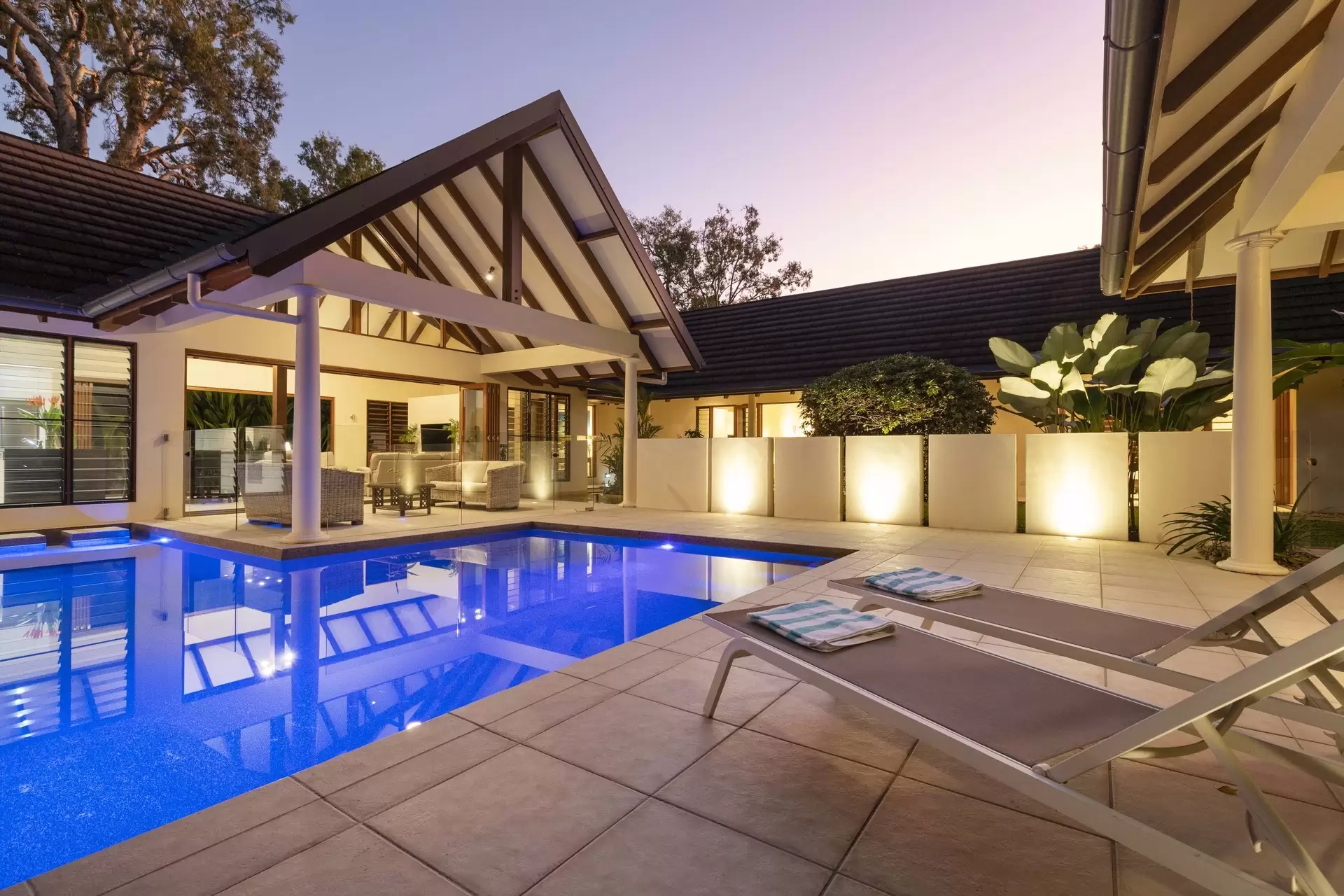 2/14-32 Barrier Street, Port Douglas Sold by Queensland Sotheby's International Realty - image 1