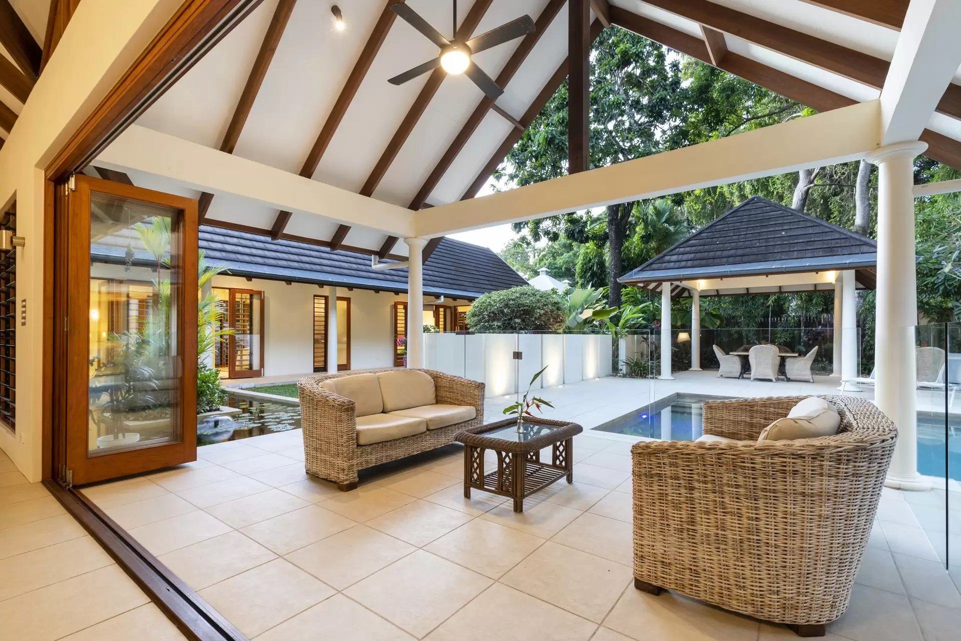 2/14-32 Barrier Street, Port Douglas Sold by Queensland Sotheby's International Realty - image 1