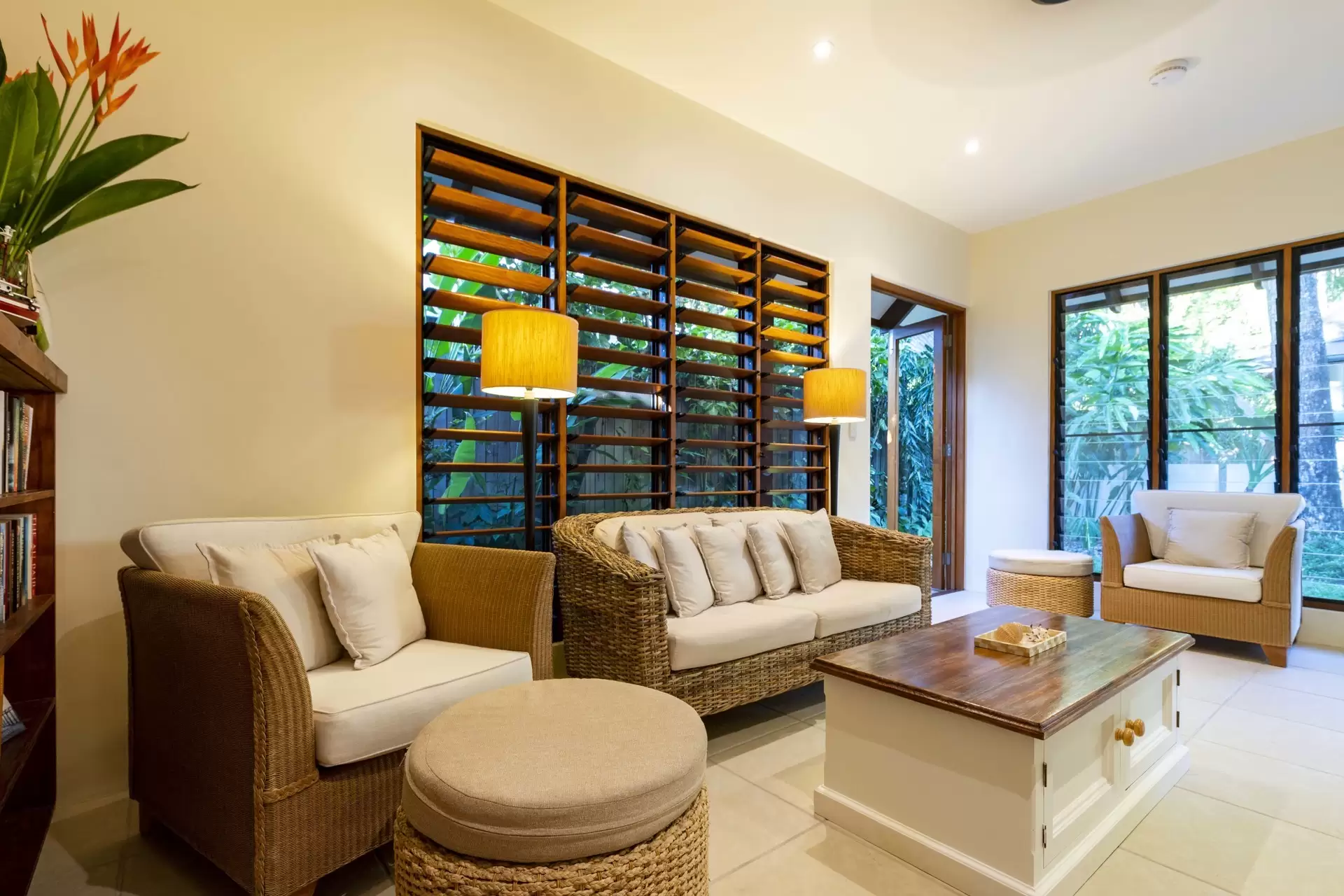 2/14-32 Barrier Street, Port Douglas Sold by Queensland Sotheby's International Realty - image 1