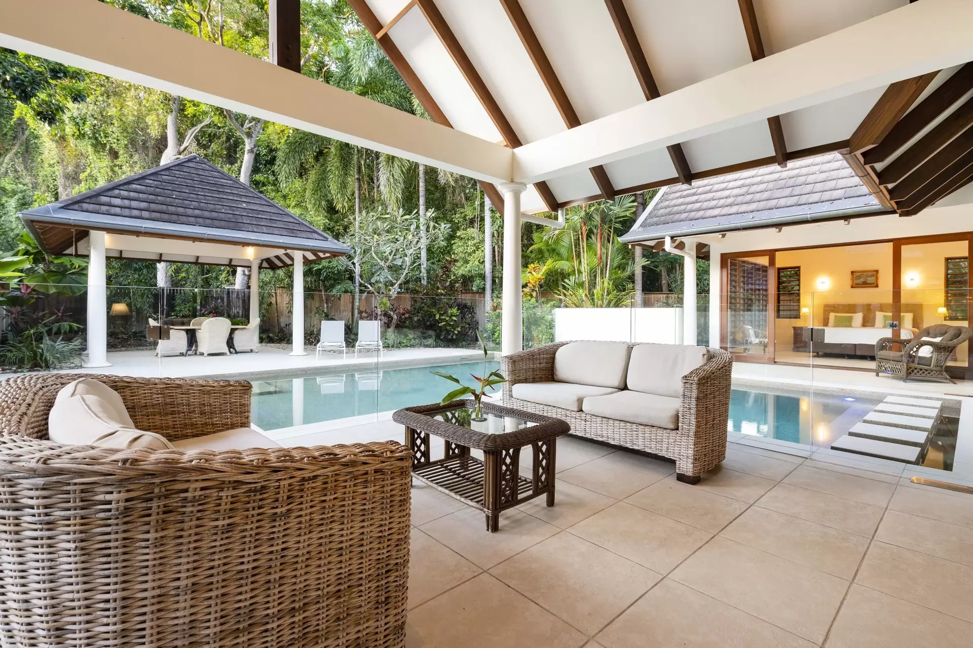 2/14-32 Barrier Street, Port Douglas Sold by Queensland Sotheby's International Realty - image 1