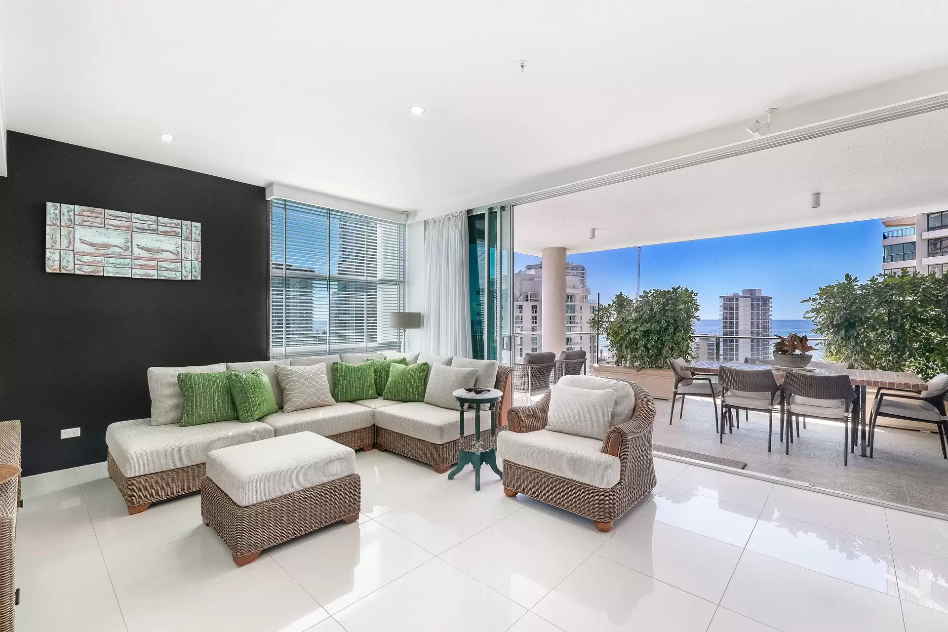 11 Hill Parade, Main Beach Sold by Queensland Sotheby's International Realty - image 1