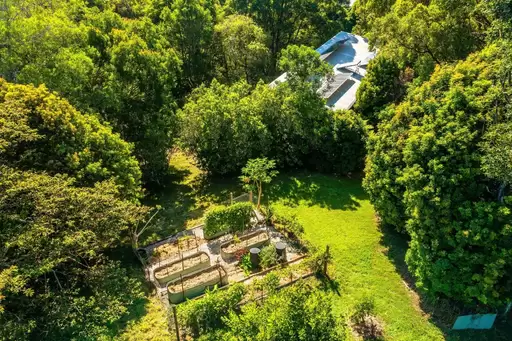 315/369 Currumbin Creek Road Terrace, Currumbin Valley Sold by 
