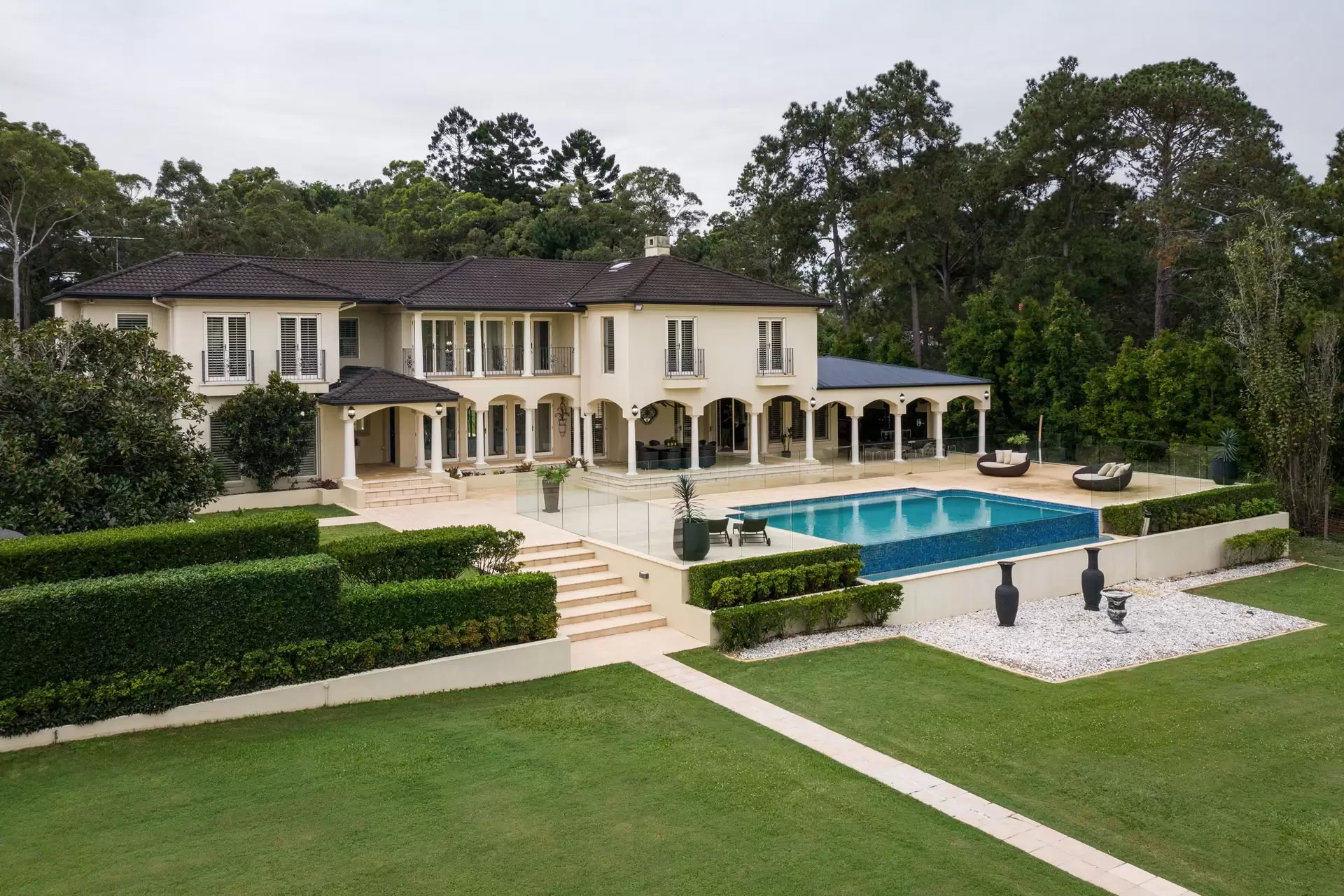 502 Boston Road, Chandler Sold by Queensland Sotheby's International Realty - image 1