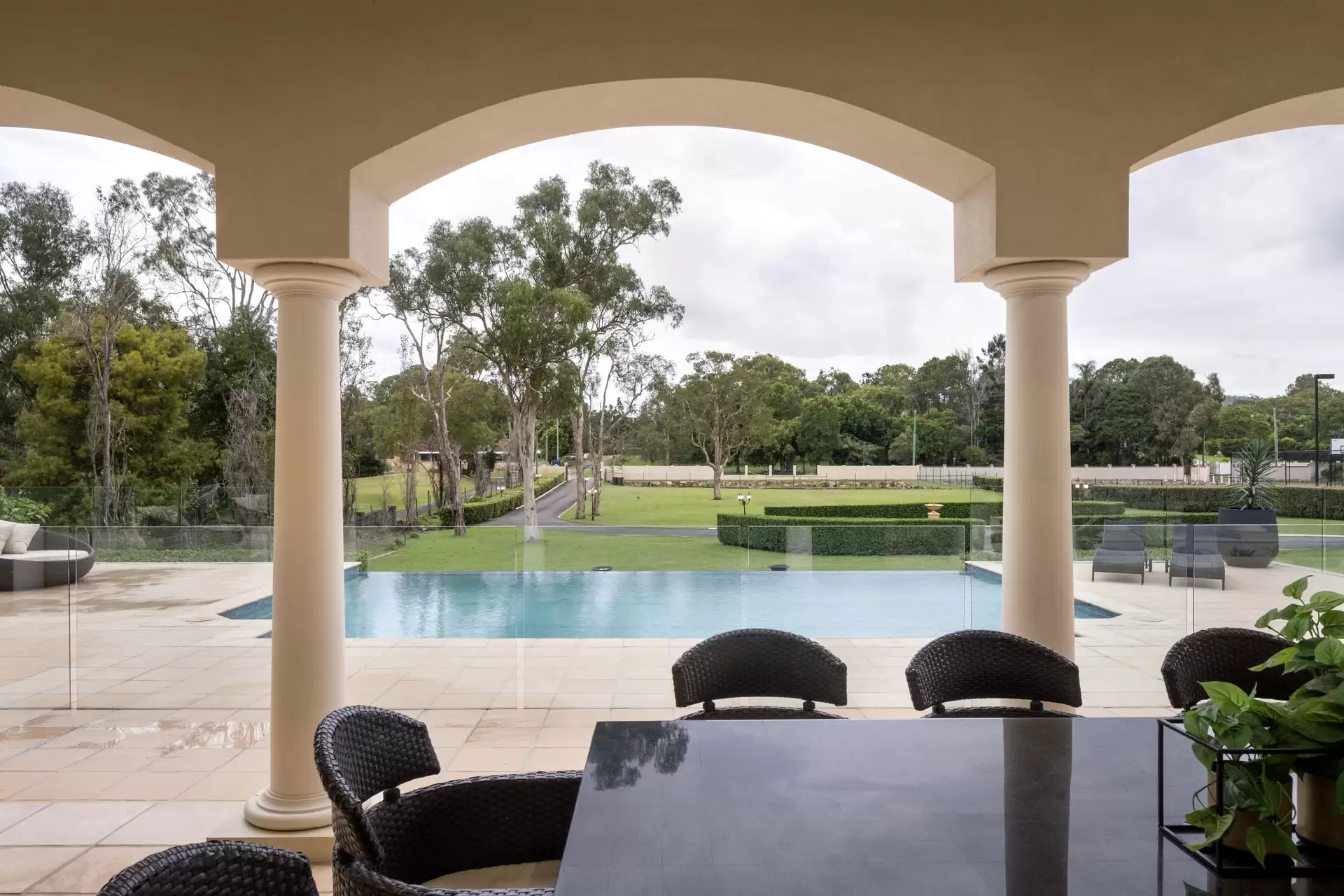 502 Boston Road, Chandler Sold by Queensland Sotheby's International Realty - image 1