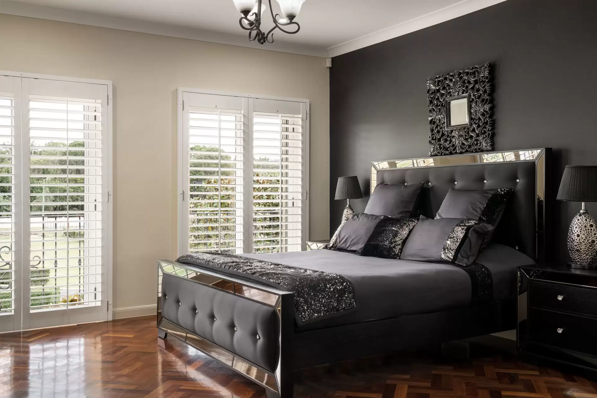 502 Boston Road, Chandler Sold by Queensland Sotheby's International Realty - image 1
