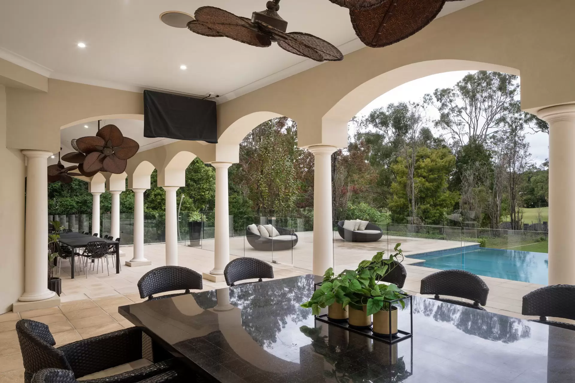 502 Boston Road, Chandler Sold by Queensland Sotheby's International Realty - image 1