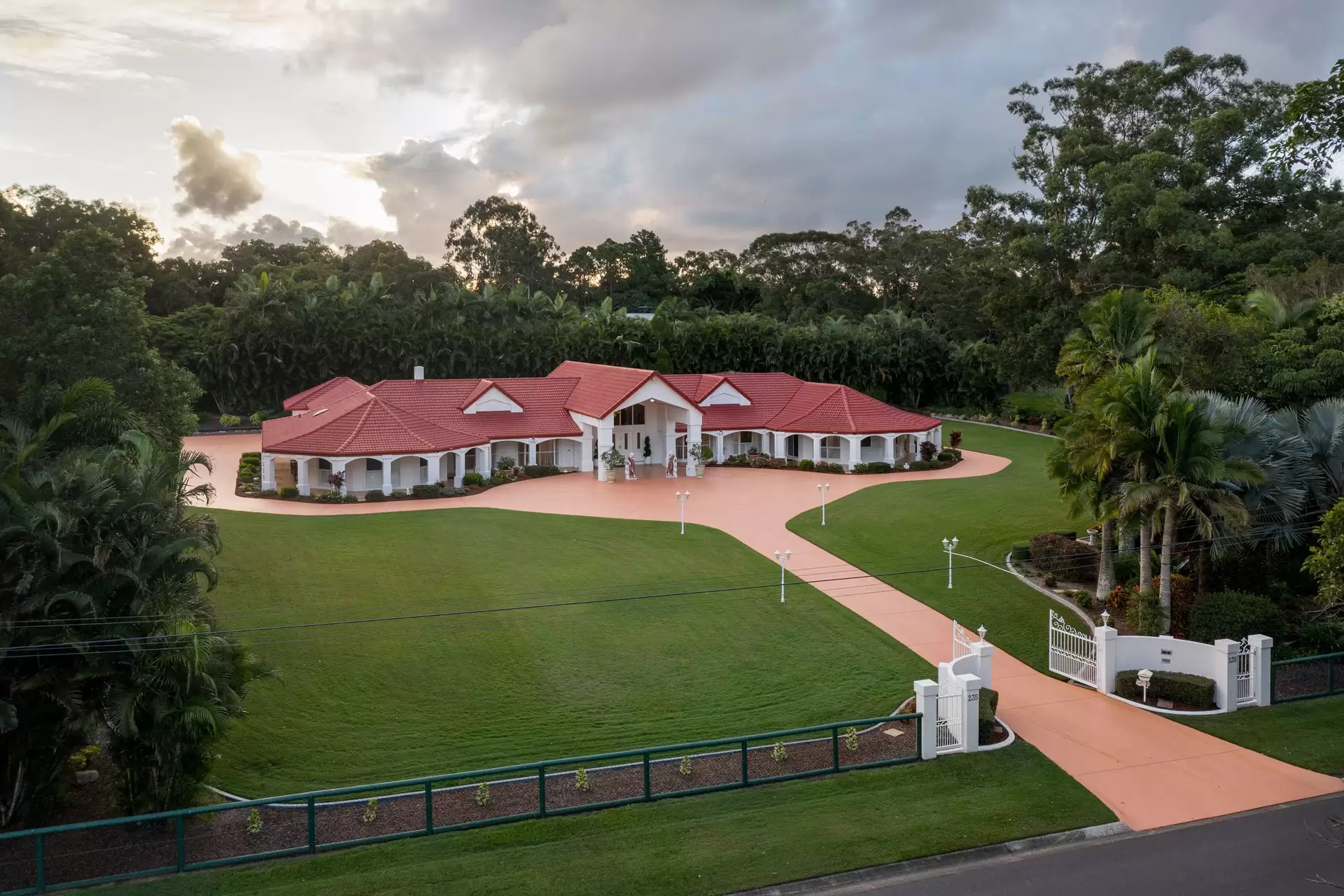 235 Archer Street, Gumdale Sold by Queensland Sotheby's International Realty - image 1