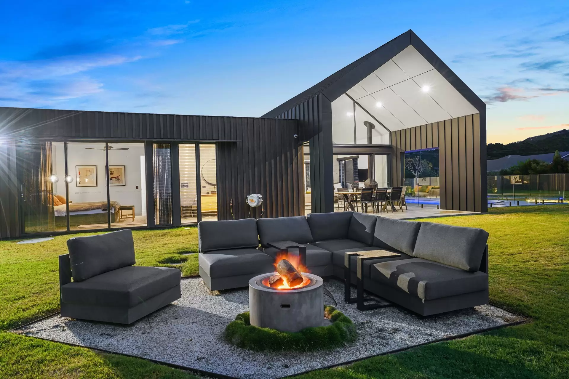 427 Tallebudgera Creek Road, Tallebudgera Valley Sold by Queensland Sotheby's International Realty - image 1