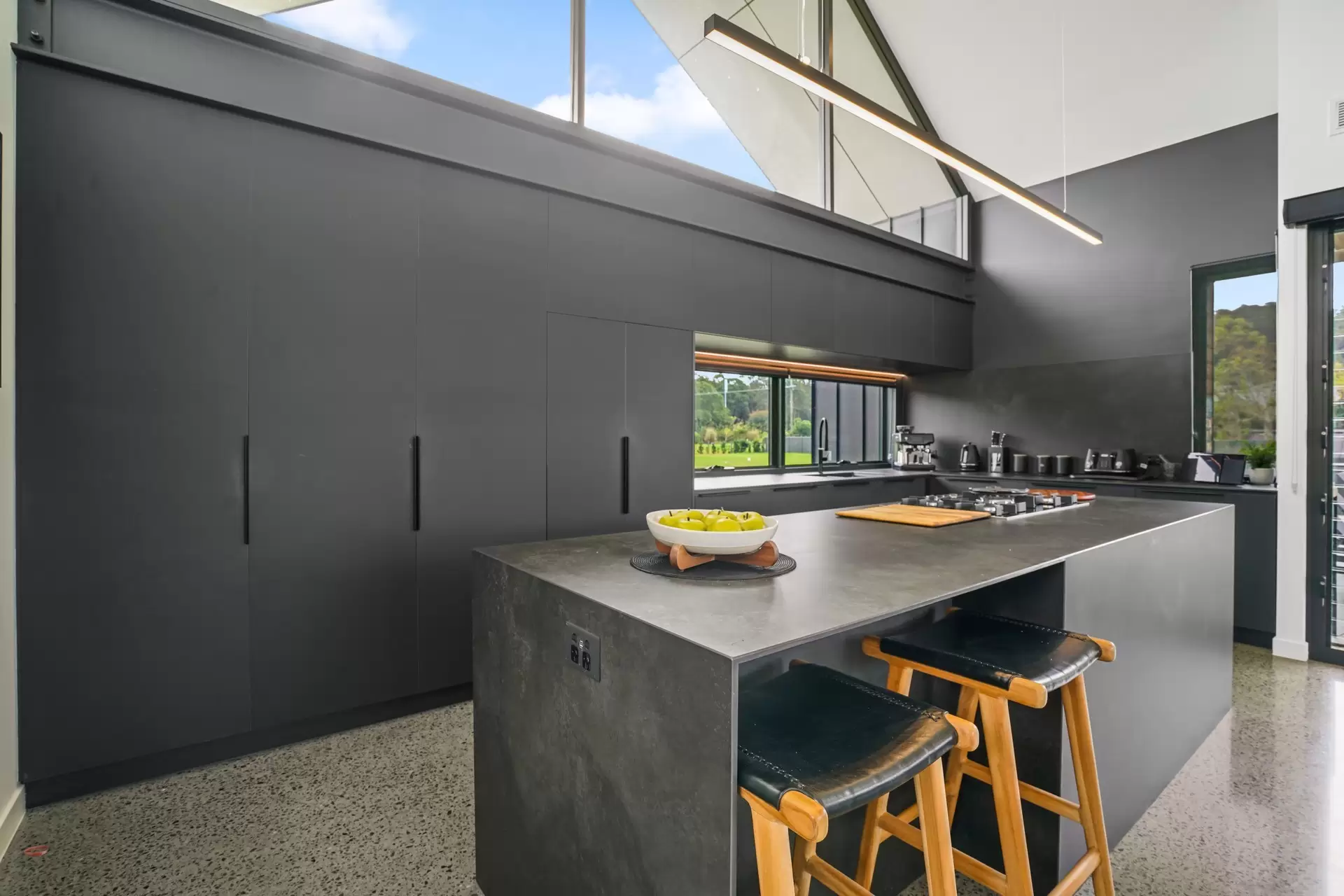 427 Tallebudgera Creek Road, Tallebudgera Valley Sold by Queensland Sotheby's International Realty - image 1
