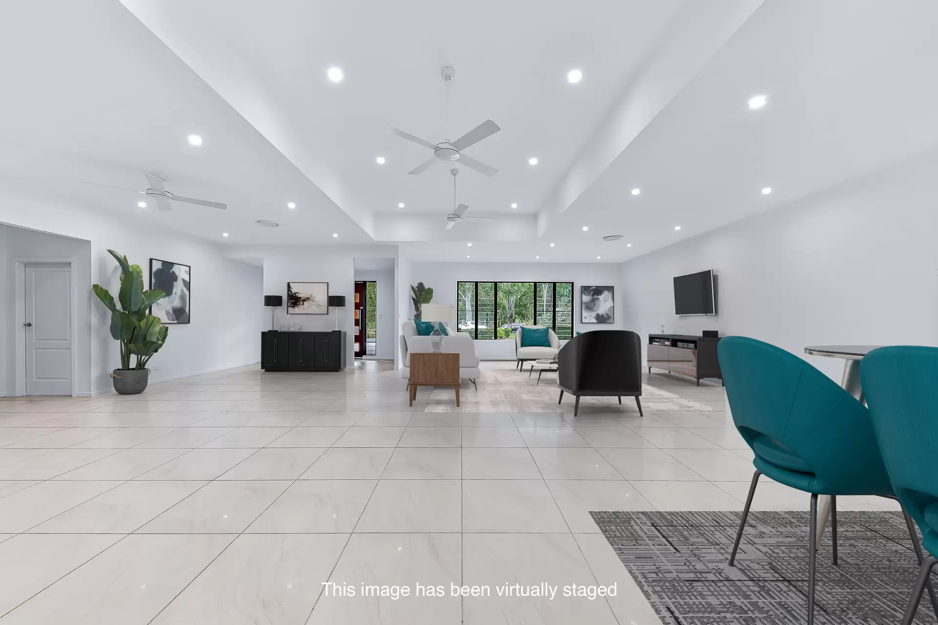21 Mila Drive, Woodwark Sold by Queensland Sotheby's International Realty - image 1