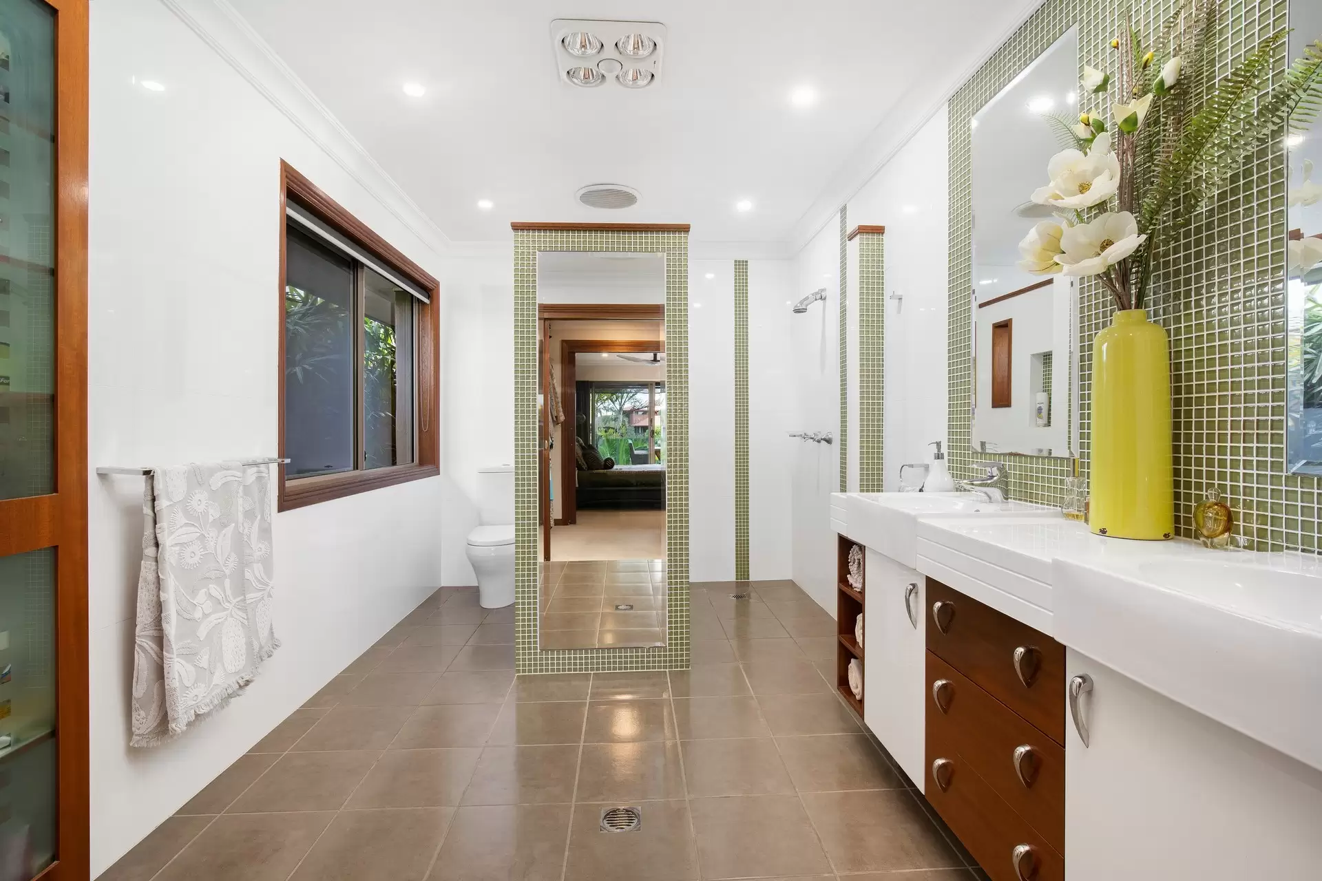 11 Gregory Drive, Carrara Sold by Queensland Sotheby's International Realty - image 1