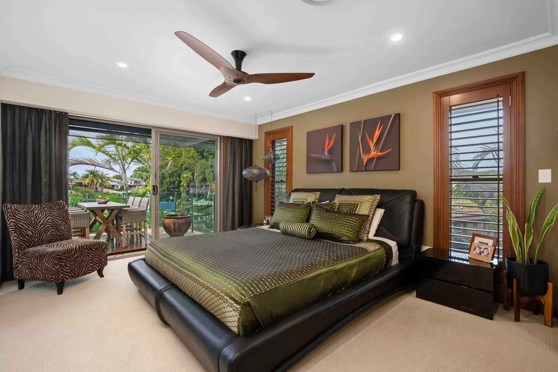 11 Gregory Drive, Carrara Sold by Queensland Sotheby's International Realty - image 1