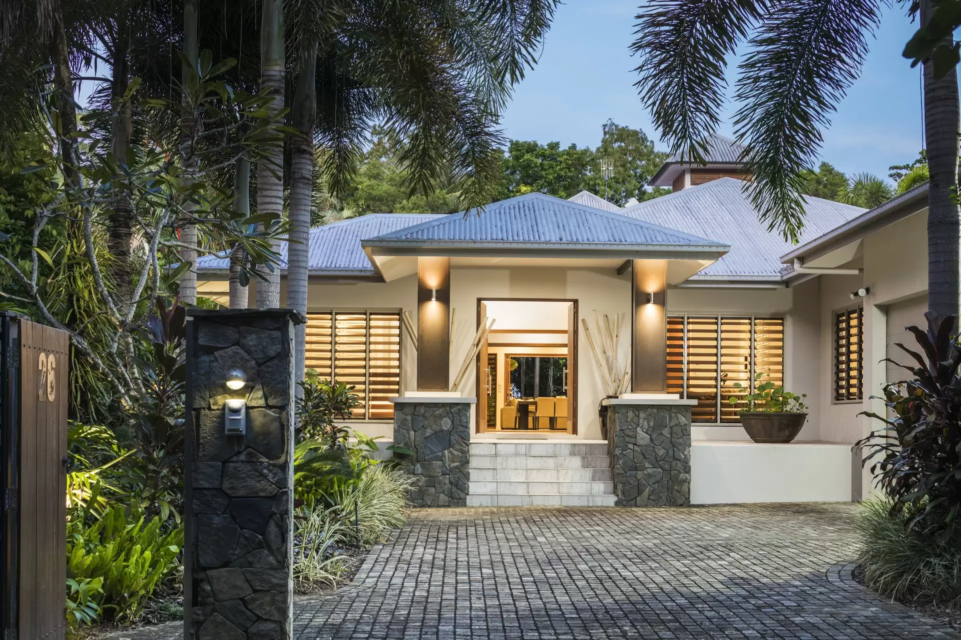 26 Rankin Street, Newell Sold by Queensland Sotheby's International Realty - image 1