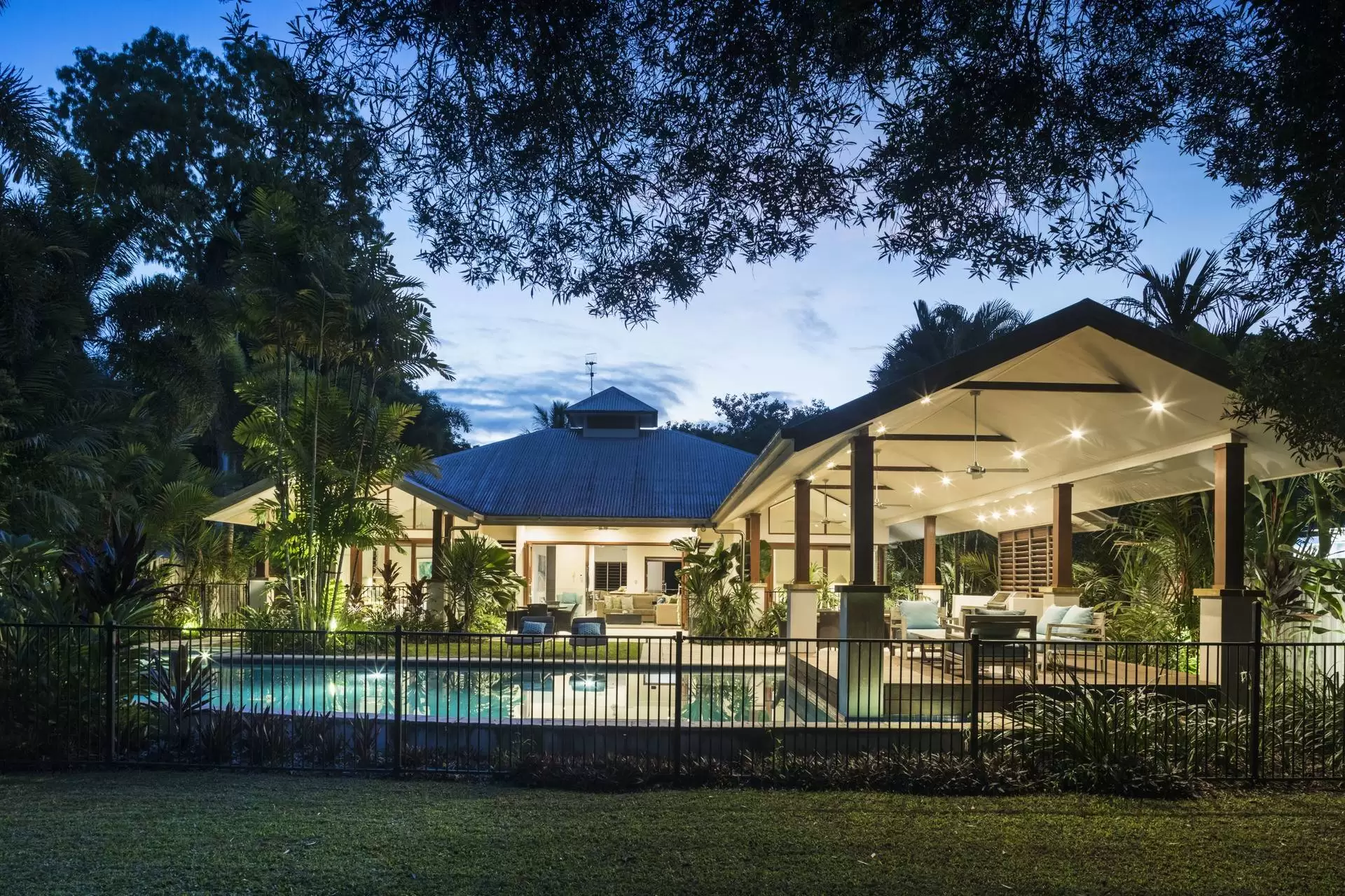 26 Rankin Street, Newell Sold by Queensland Sotheby's International Realty - image 1