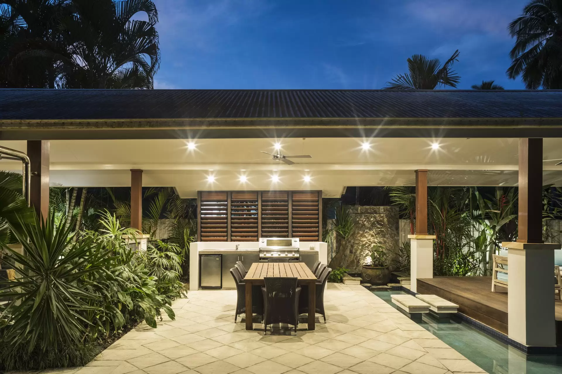 26 Rankin Street, Newell Sold by Queensland Sotheby's International Realty - image 1