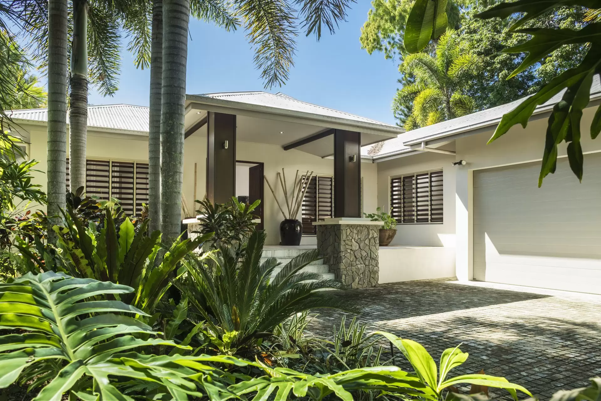 26 Rankin Street, Newell Sold by Queensland Sotheby's International Realty - image 1